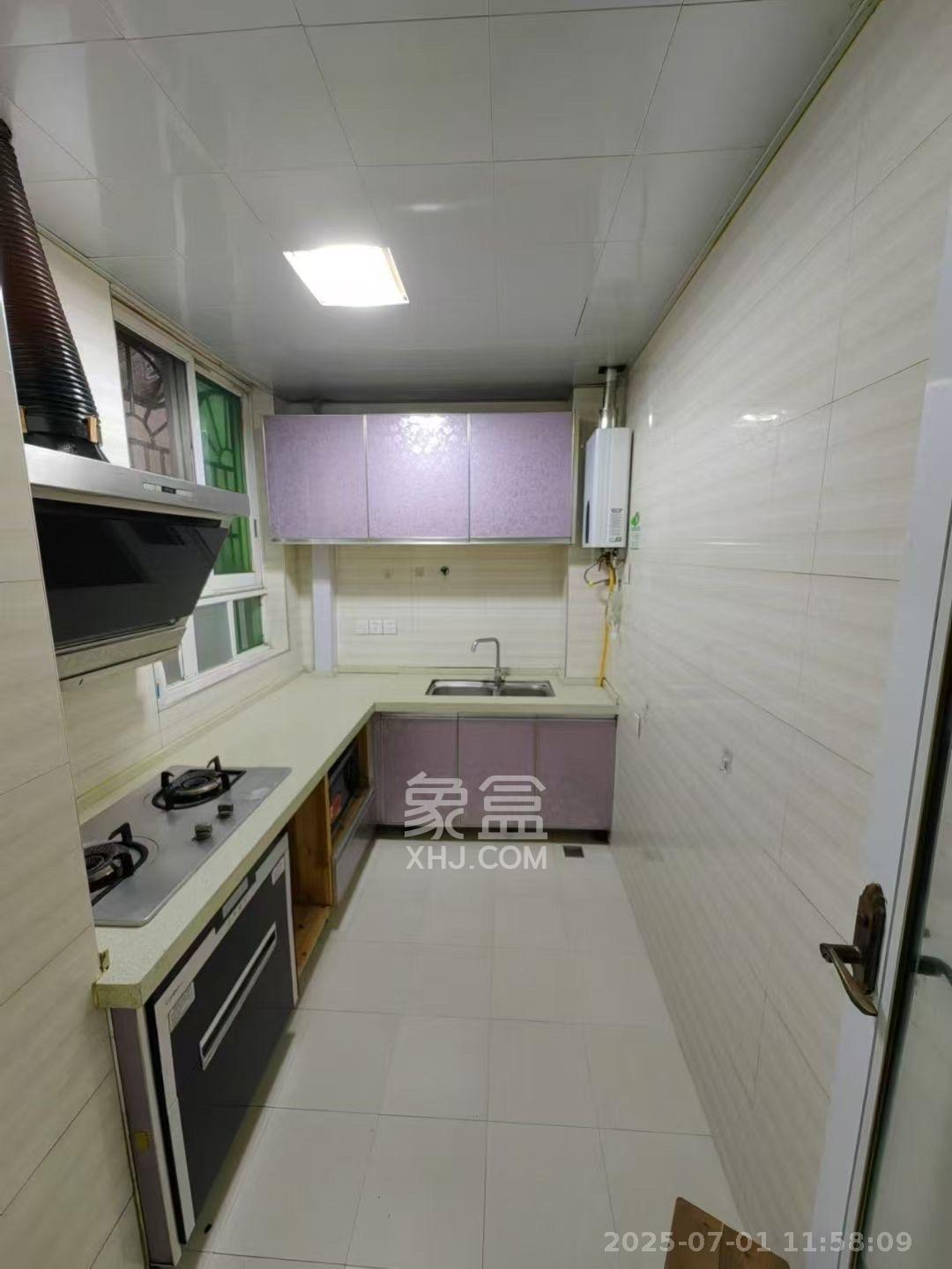 电信308  2室1厅0卫   3500.00元/月室内图