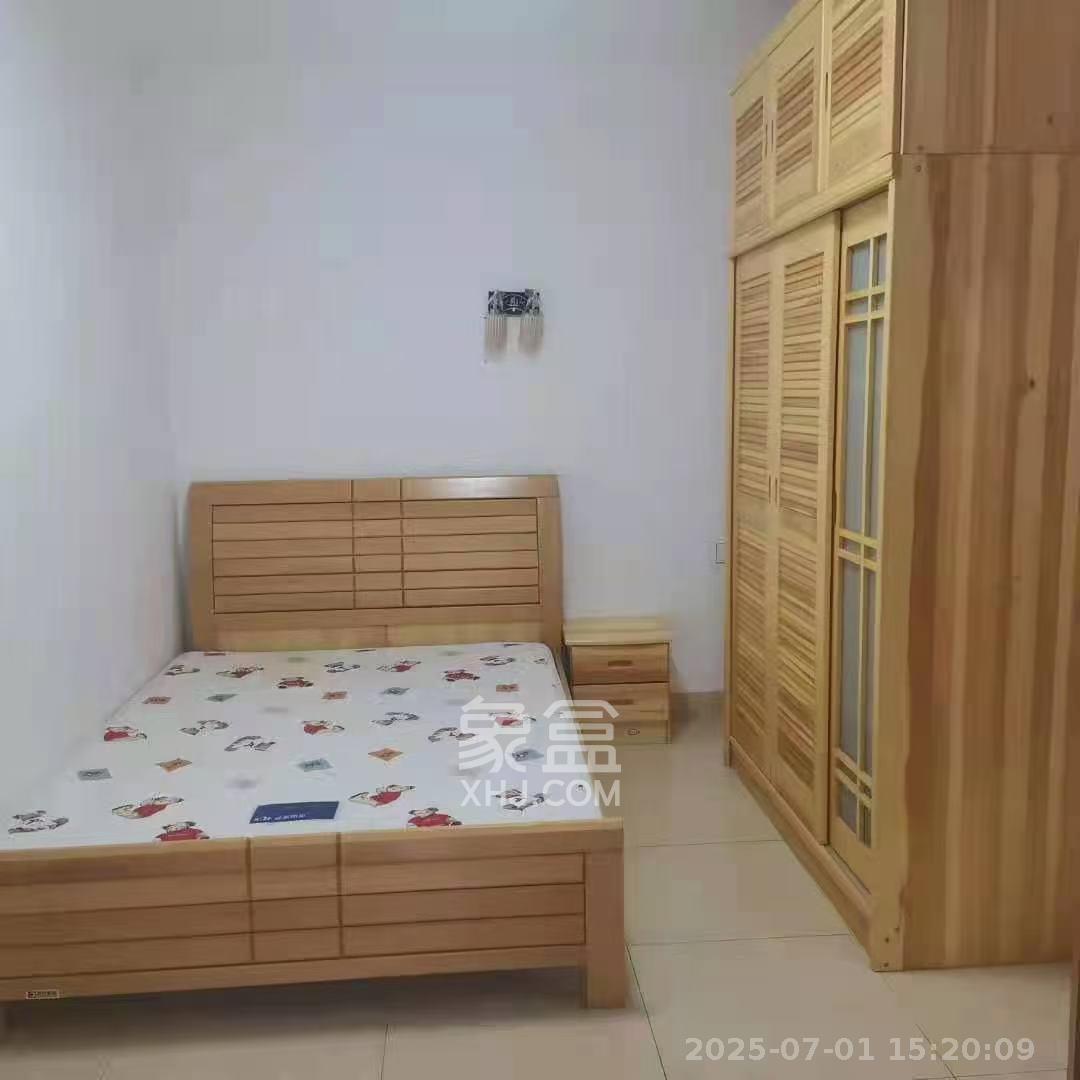 中建麓山和苑  3室2厅1卫    1700.0元/月室内图
