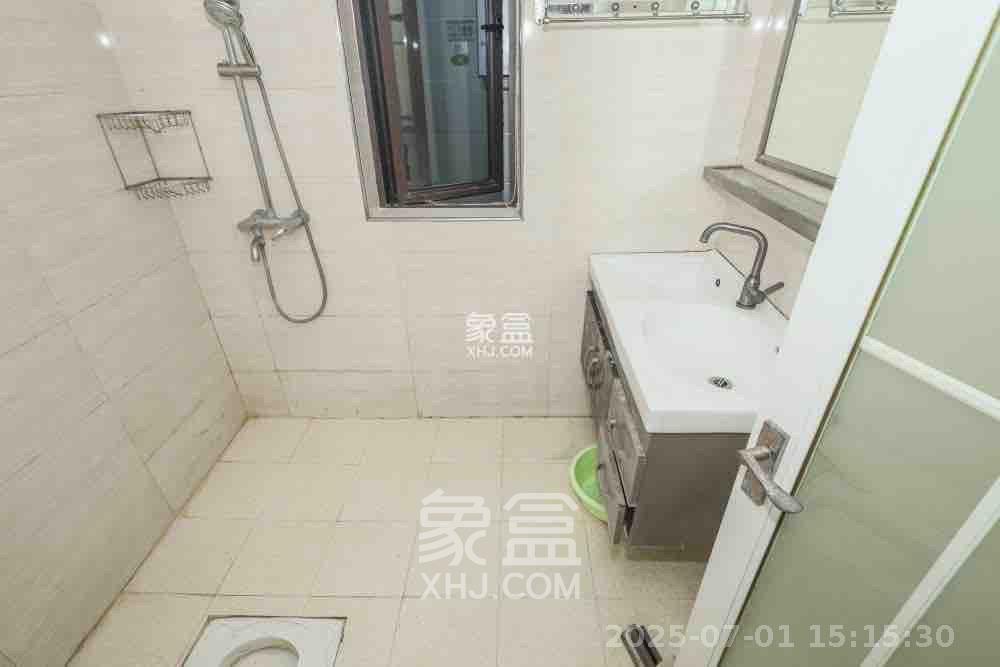 保利麓谷林语D区  2室1厅1卫   2200.00元/月室内图