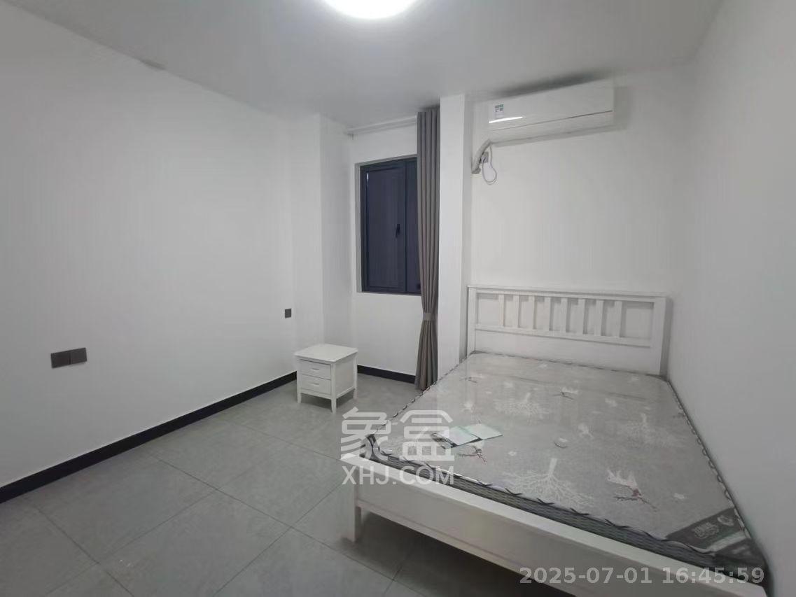 澳海月亮湾  3室2厅2卫    2200.0元/月 澳海月亮湾  3室2厅2卫    2200.0元/月室内图