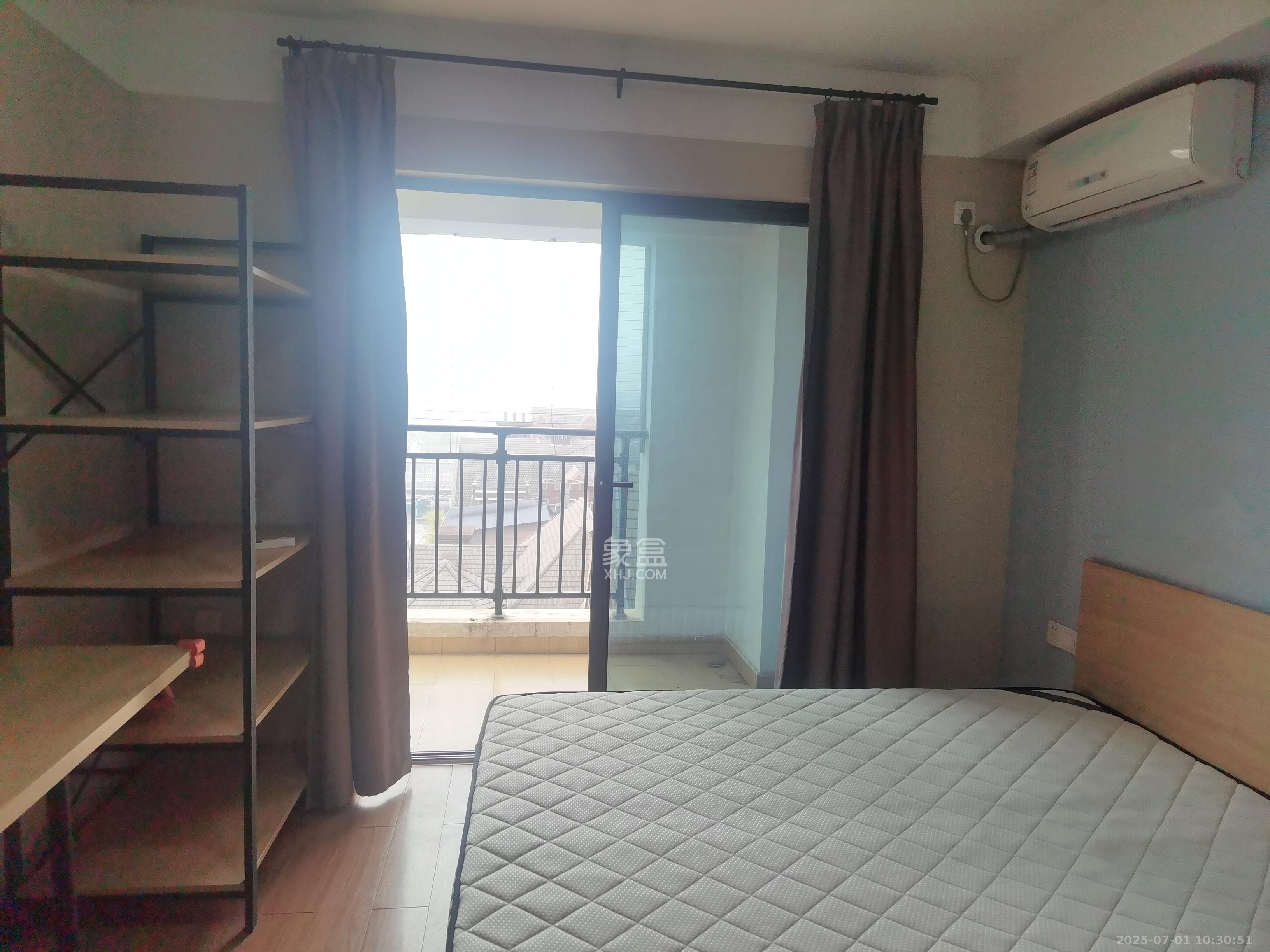 万科白鹭郡  1室1厅1卫    1300.0元/月 万科白鹭郡  1室1厅1卫    1300.0元/月室内图