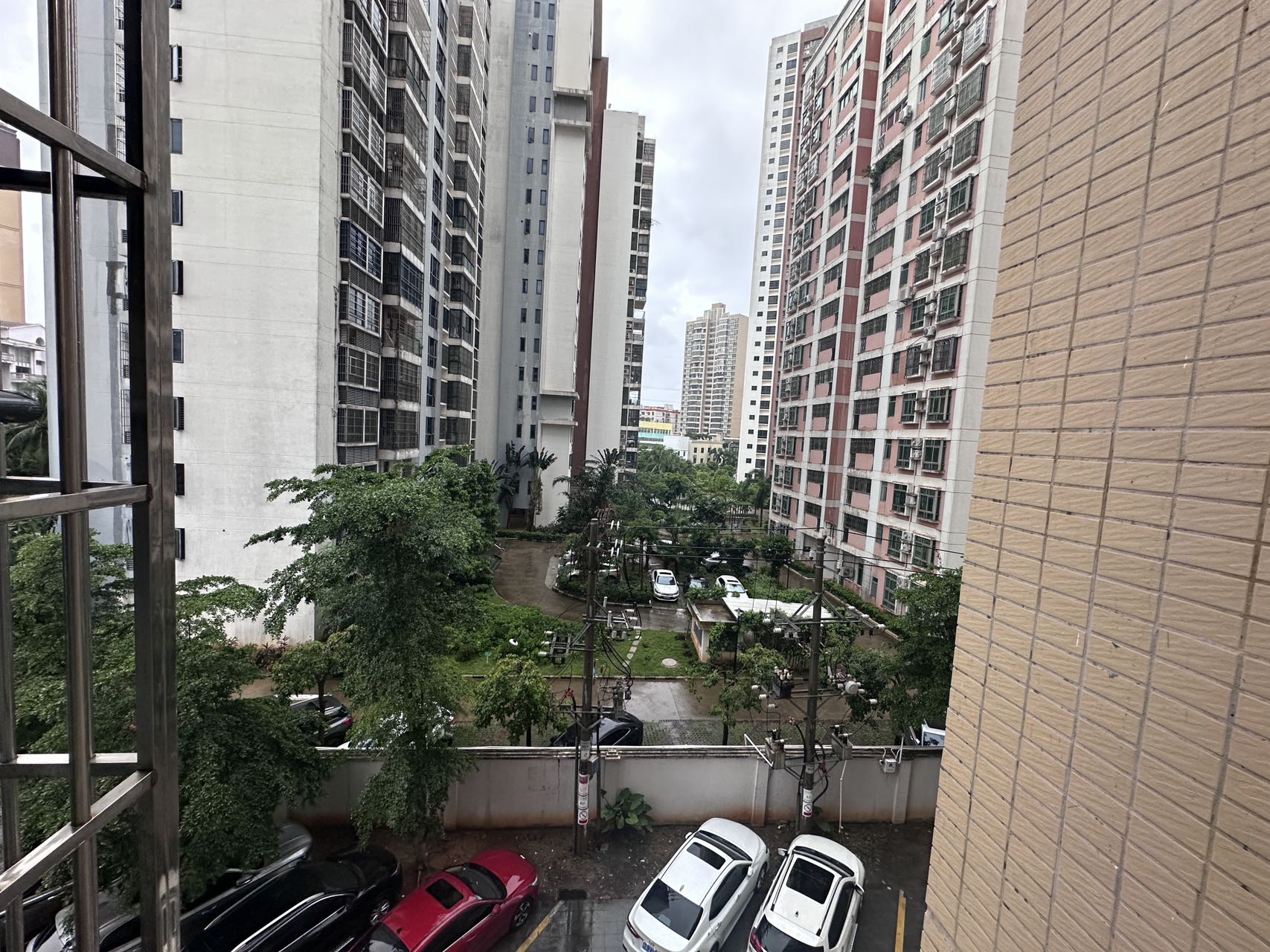 美丽华居 2室1厅1卫 79.0万 美丽华居 2室1厅1卫 79.0万客厅