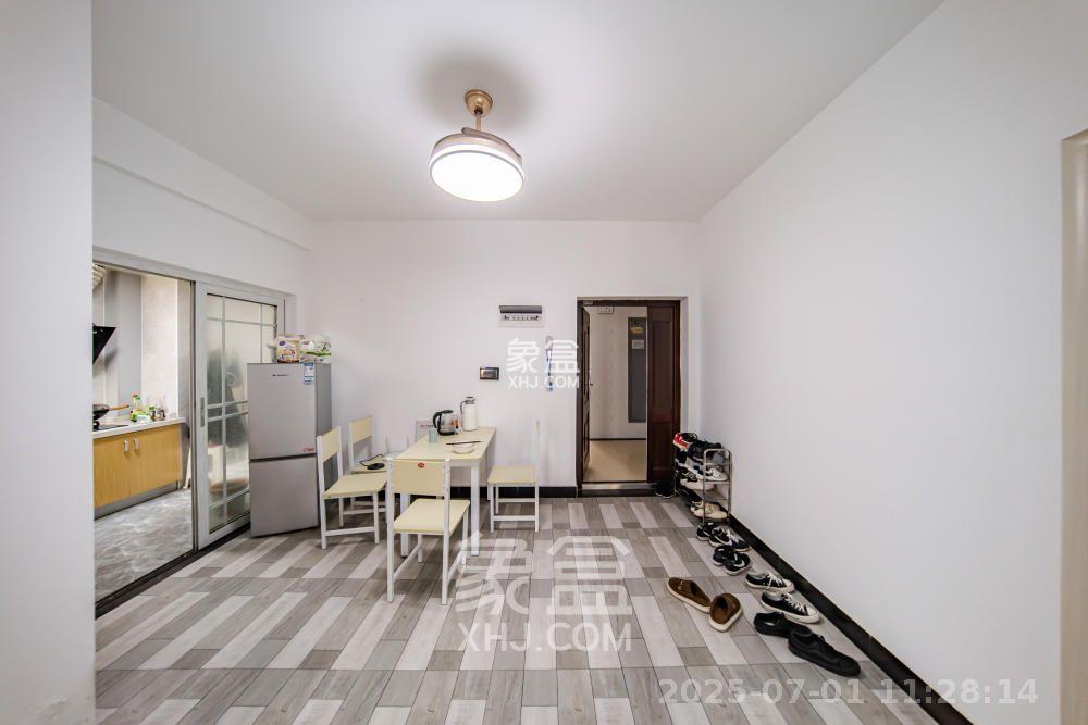 牛力家园 2室2厅1卫 1800.0元/月 牛力家园 2室2厅1卫 1800.0元/月室内图