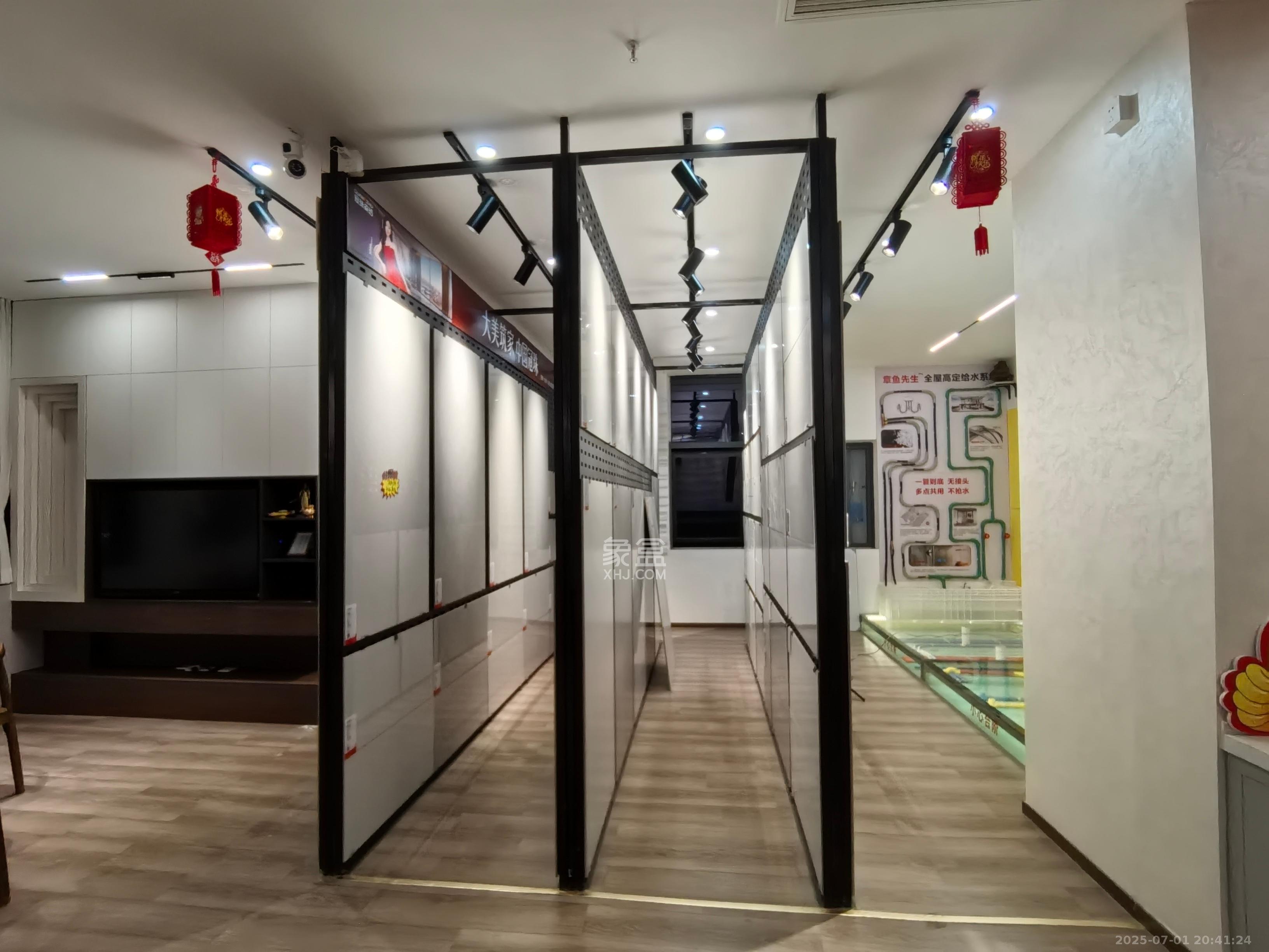 华润置地广场二期 4室1厅1卫 6500.0元/月 华润置地广场二期 4室1厅1卫 6500.0元/月室内图