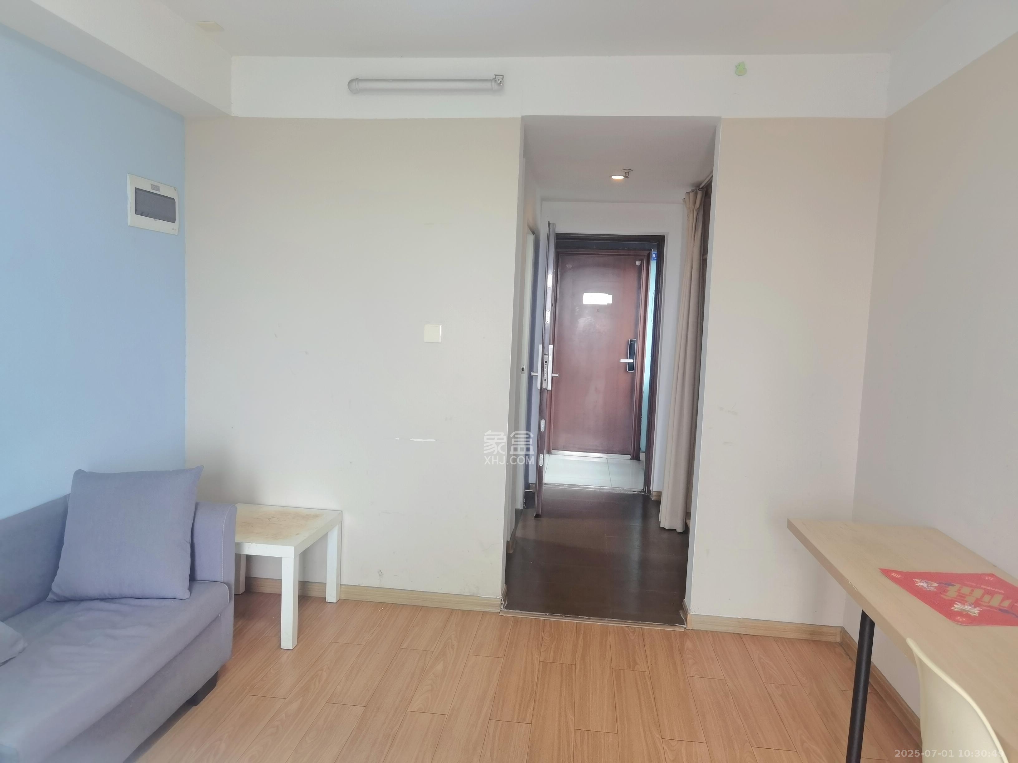 万科白鹭郡  1室1厅1卫    1300.0元/月 万科白鹭郡  1室1厅1卫    1300.0元/月