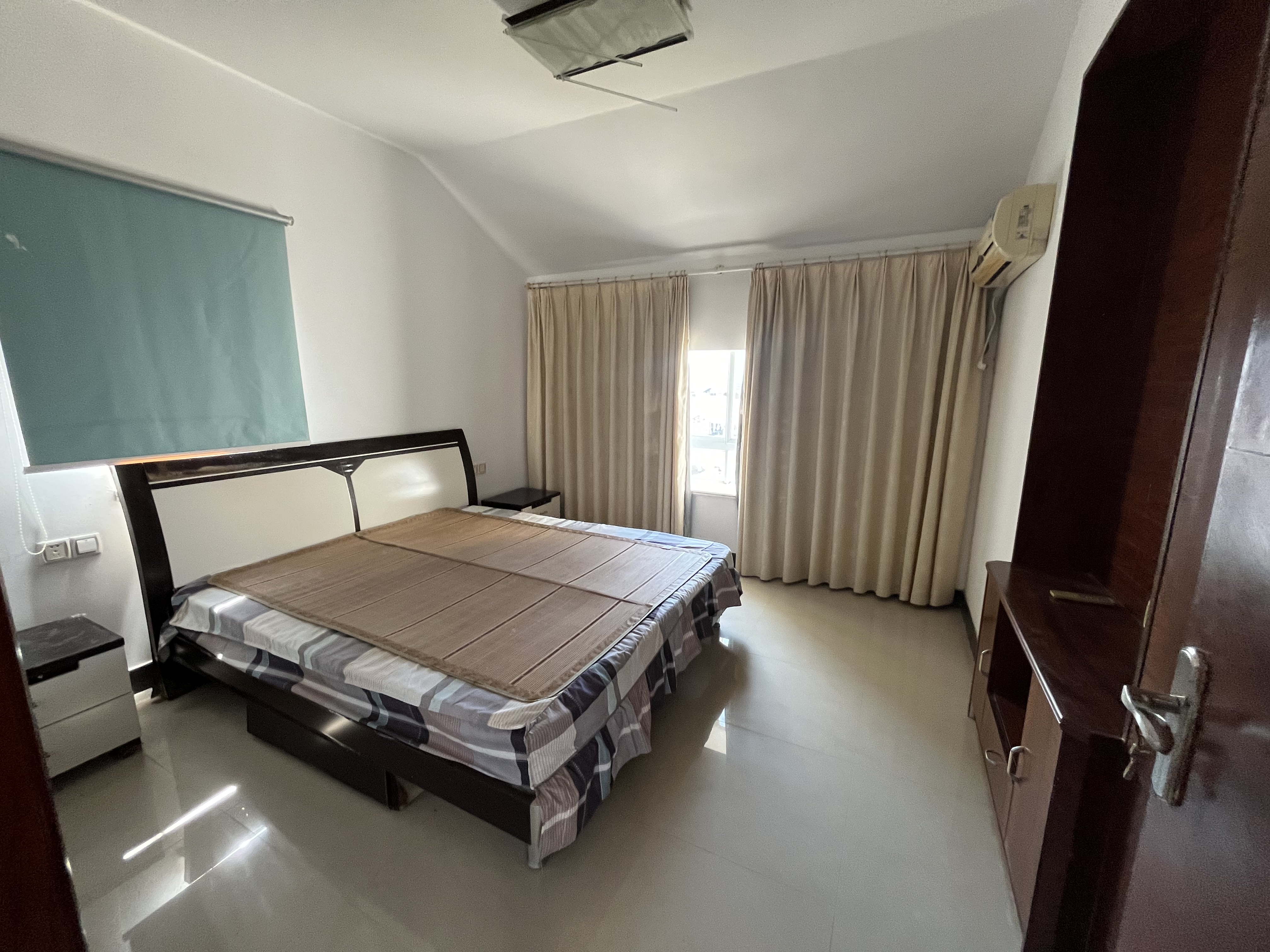 天上人间 6室1厅1卫 4500.0元/月 天上人间 6室1厅1卫 4500.0元/月室内图