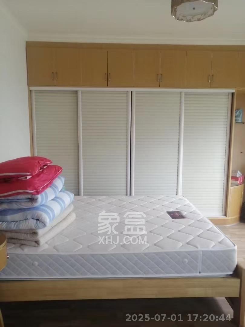 香麓丽舍  1室1厅1卫   1800.00元/月室内图