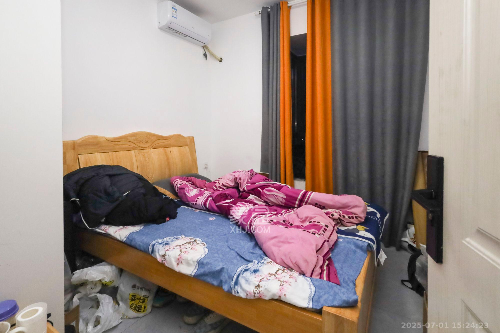 山语城三期 4室2厅2卫 2500.0元/月 山语城三期 4室2厅2卫 2500.0元/月室内图