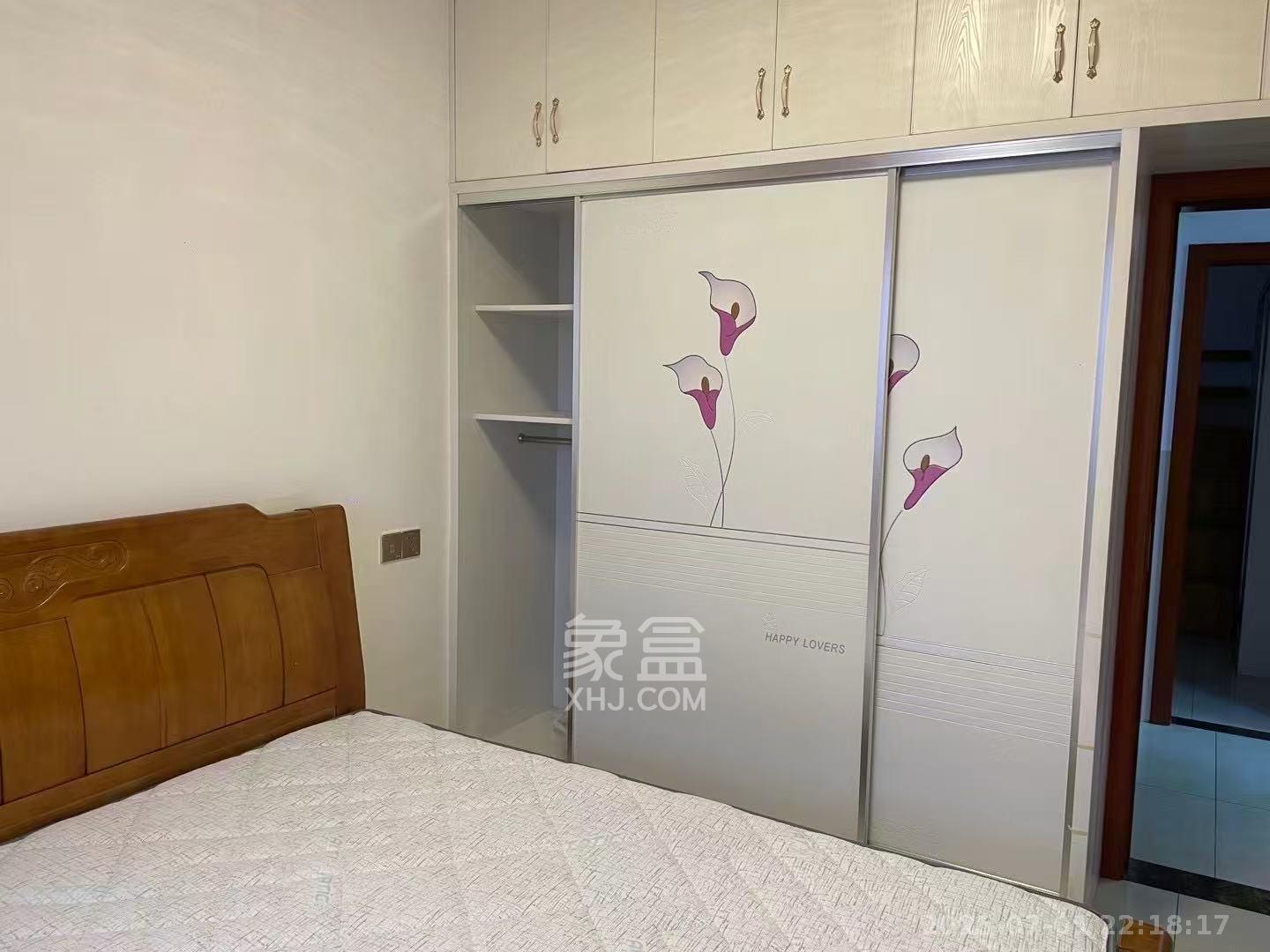 嘉顺苑 3室2厅1卫 2100.0元/月 嘉顺苑 3室2厅1卫 2100.0元/月室内图