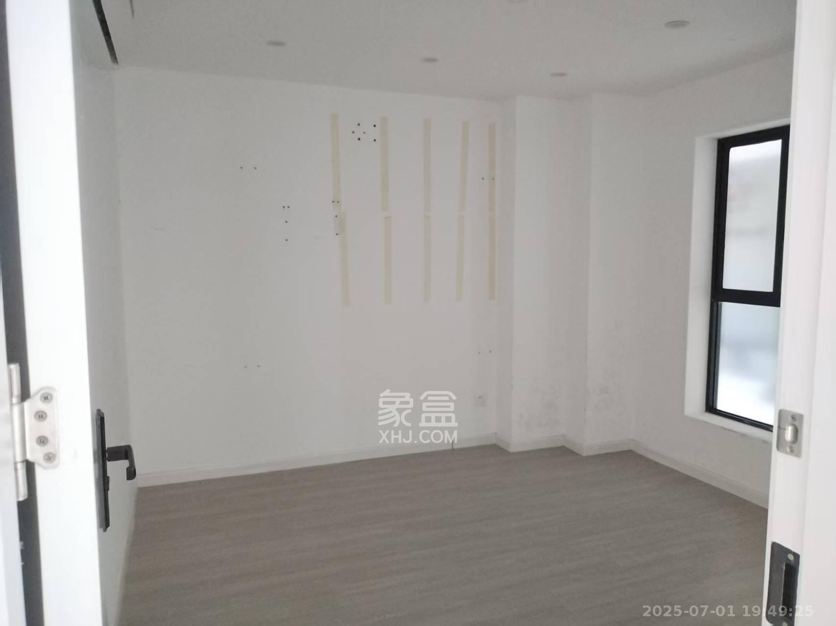 万博汇  1室1厅1卫   1800.00元/月室内图