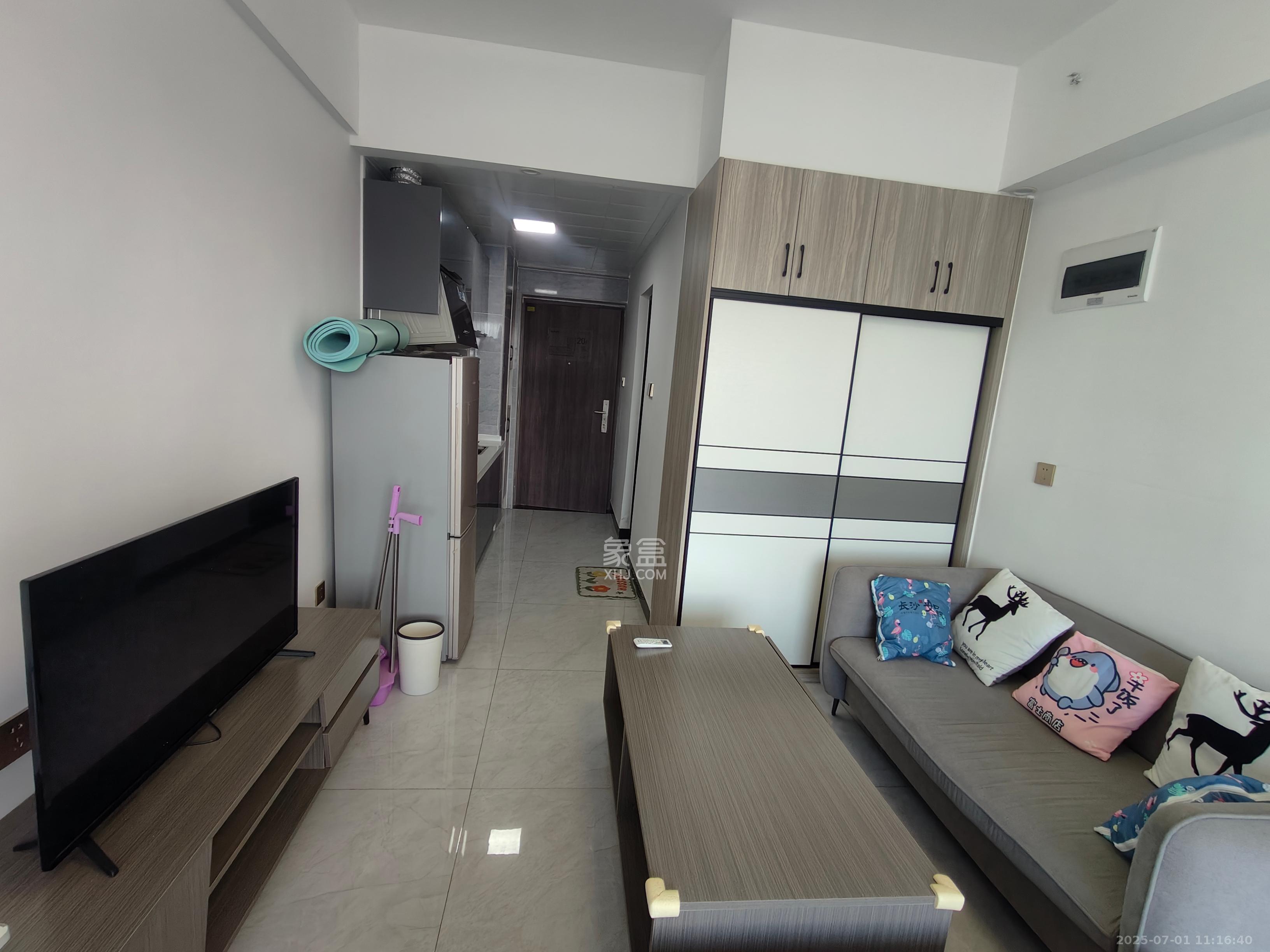 龙湖湘江星座(祺鑫星座公寓) 1室0厅0卫 1300.0元/月 龙湖湘江星座(祺鑫星座公寓) 1室0厅0卫 1300.0元/月室内图