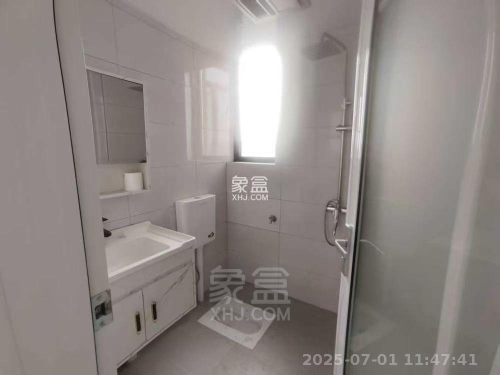 旺城天悦领秀香江 3室2厅2卫 1700.0元/月 旺城天悦领秀香江 3室2厅2卫 1700.0元/月室内图