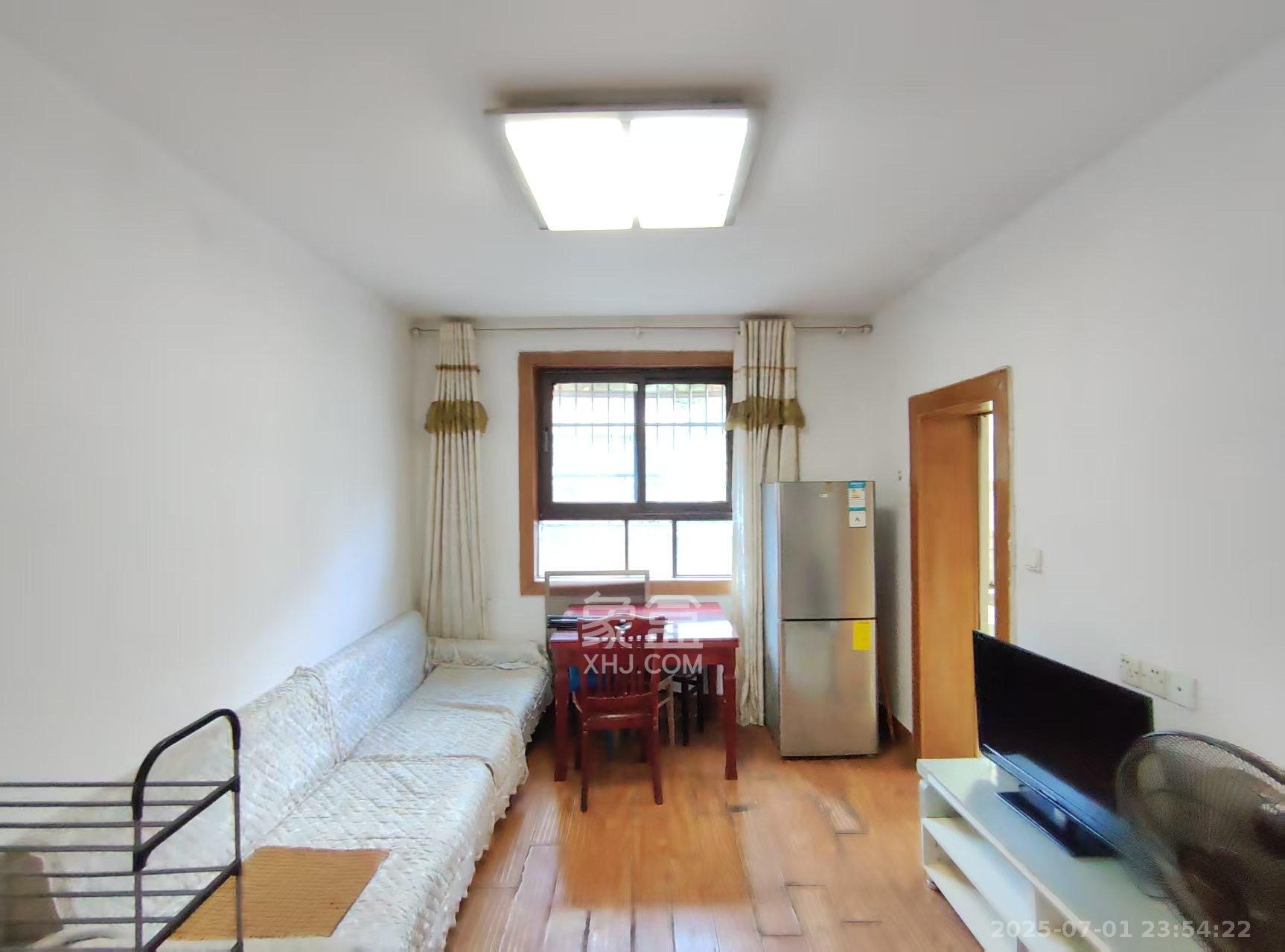 五金矿产进出口集团公司宿舍 2室1厅1卫 1600.0元/月 五金矿产进出口集团公司宿舍 2室1厅1卫 1600.0元/月室内图