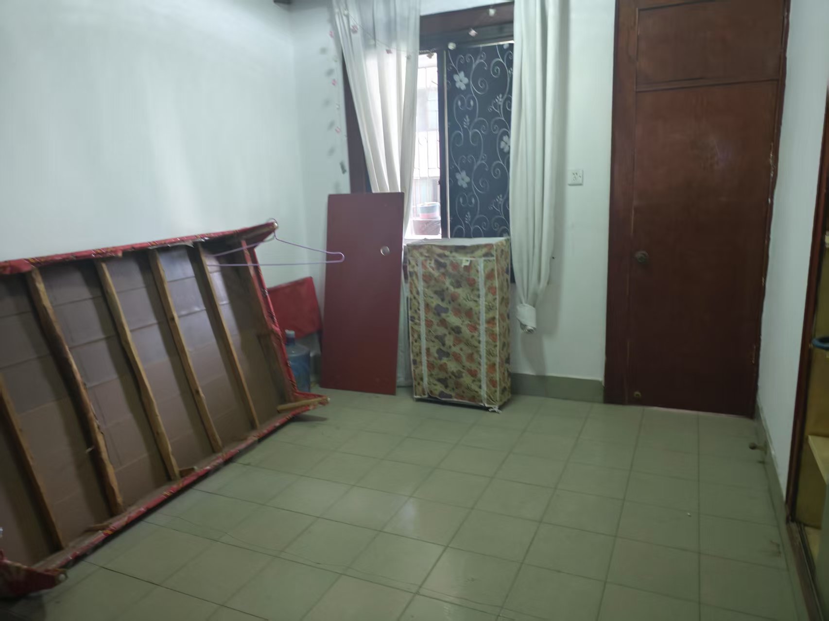 红湘北路散盘 2室2厅2卫 800.0元/月 红湘北路散盘 2室2厅2卫 800.0元/月室内图