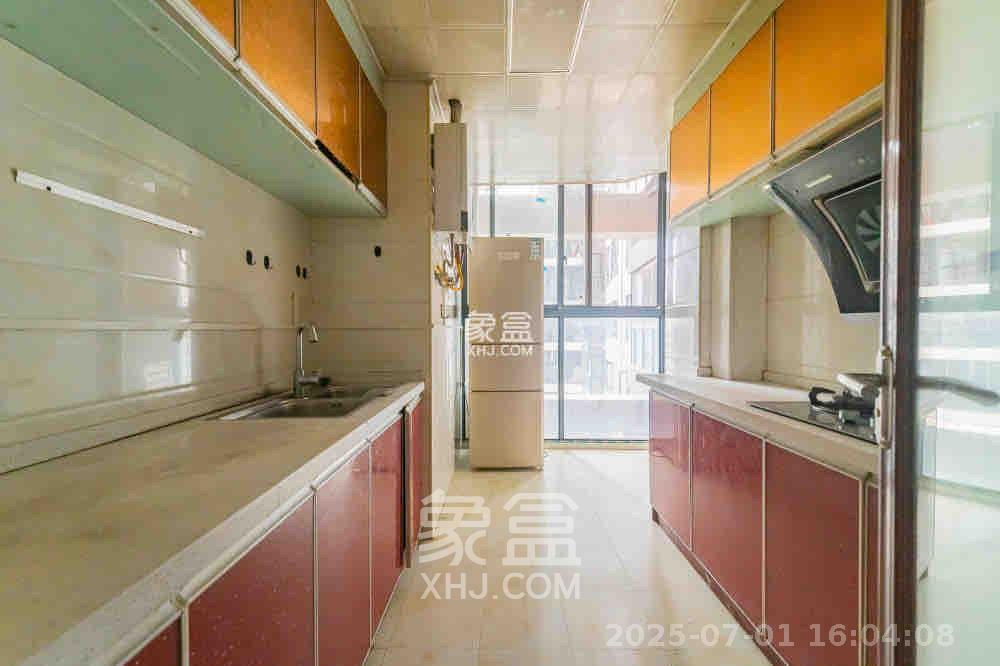 恒基凯旋门一二期  3室2厅1卫    1800.0元/月 恒基凯旋门一二期  3室2厅1卫    1800.0元/月室内图