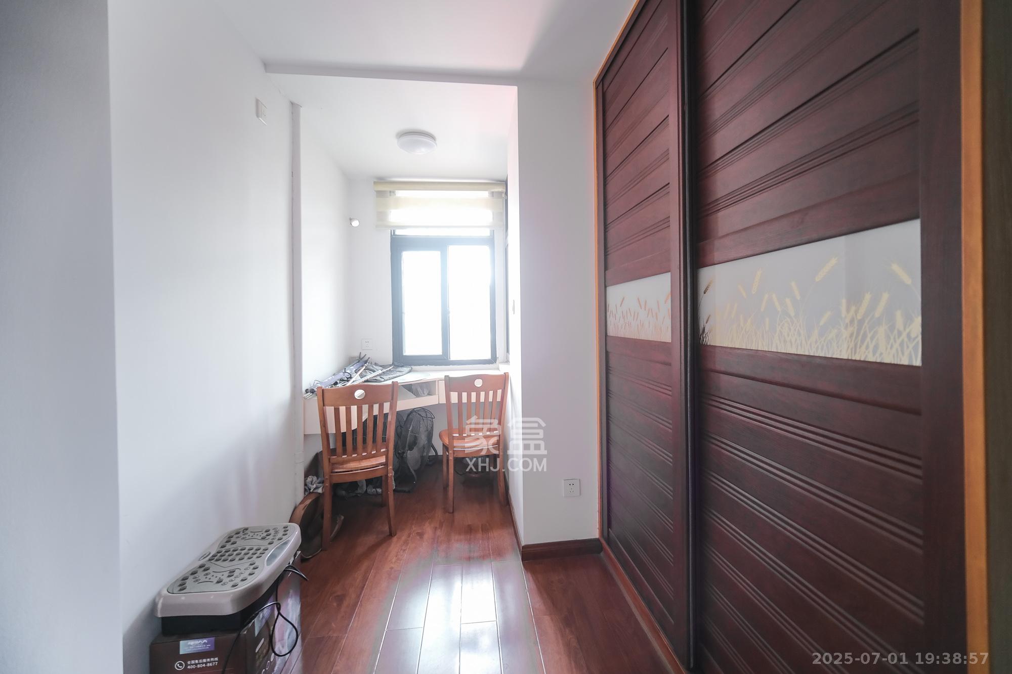 红树湾 3室2厅1卫 80.0万 红树湾 3室2厅1卫 80.0万卧室