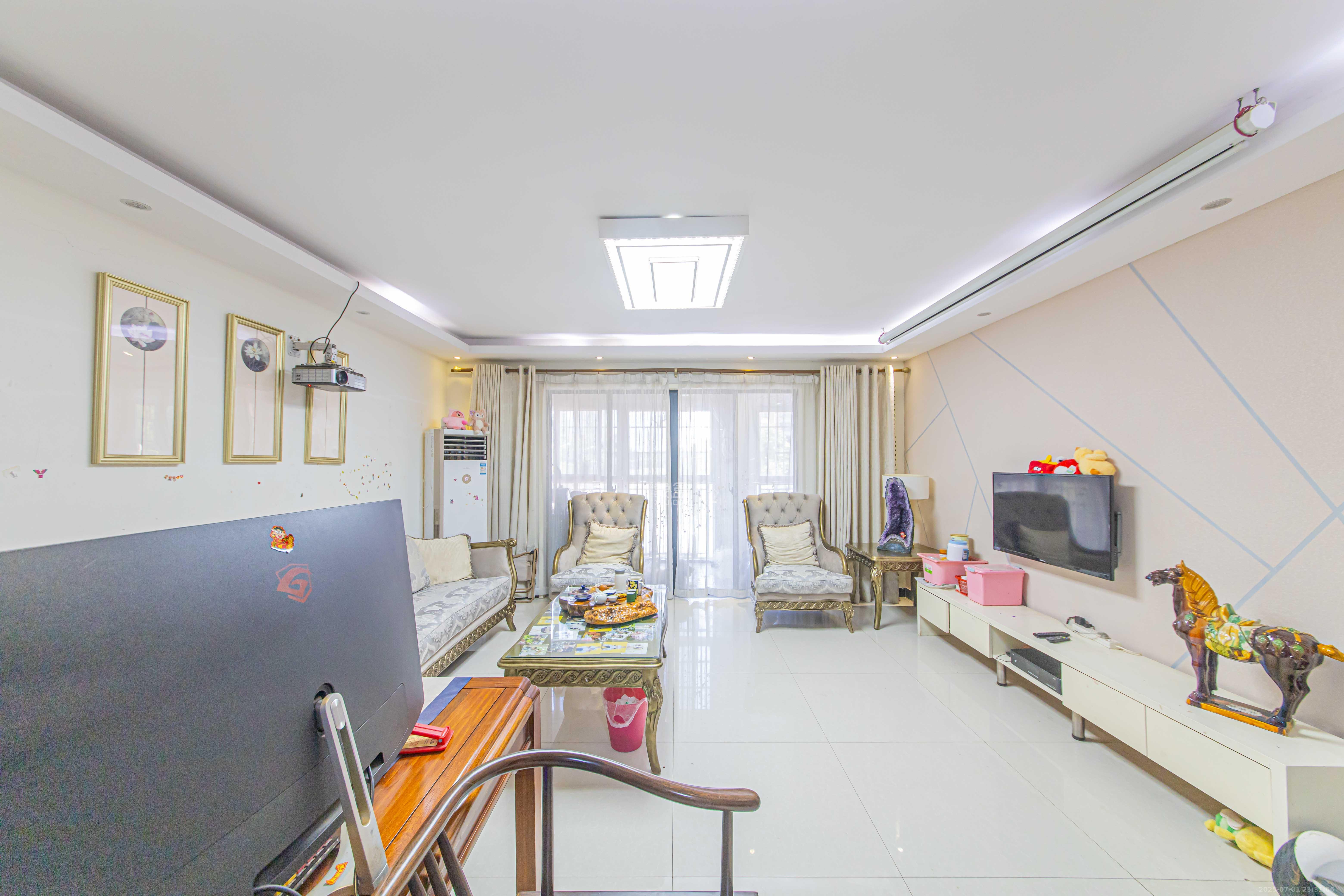 保利天心嘉园  3室2厅2卫    157.0万 保利天心嘉园  3室2厅2卫    157.0万