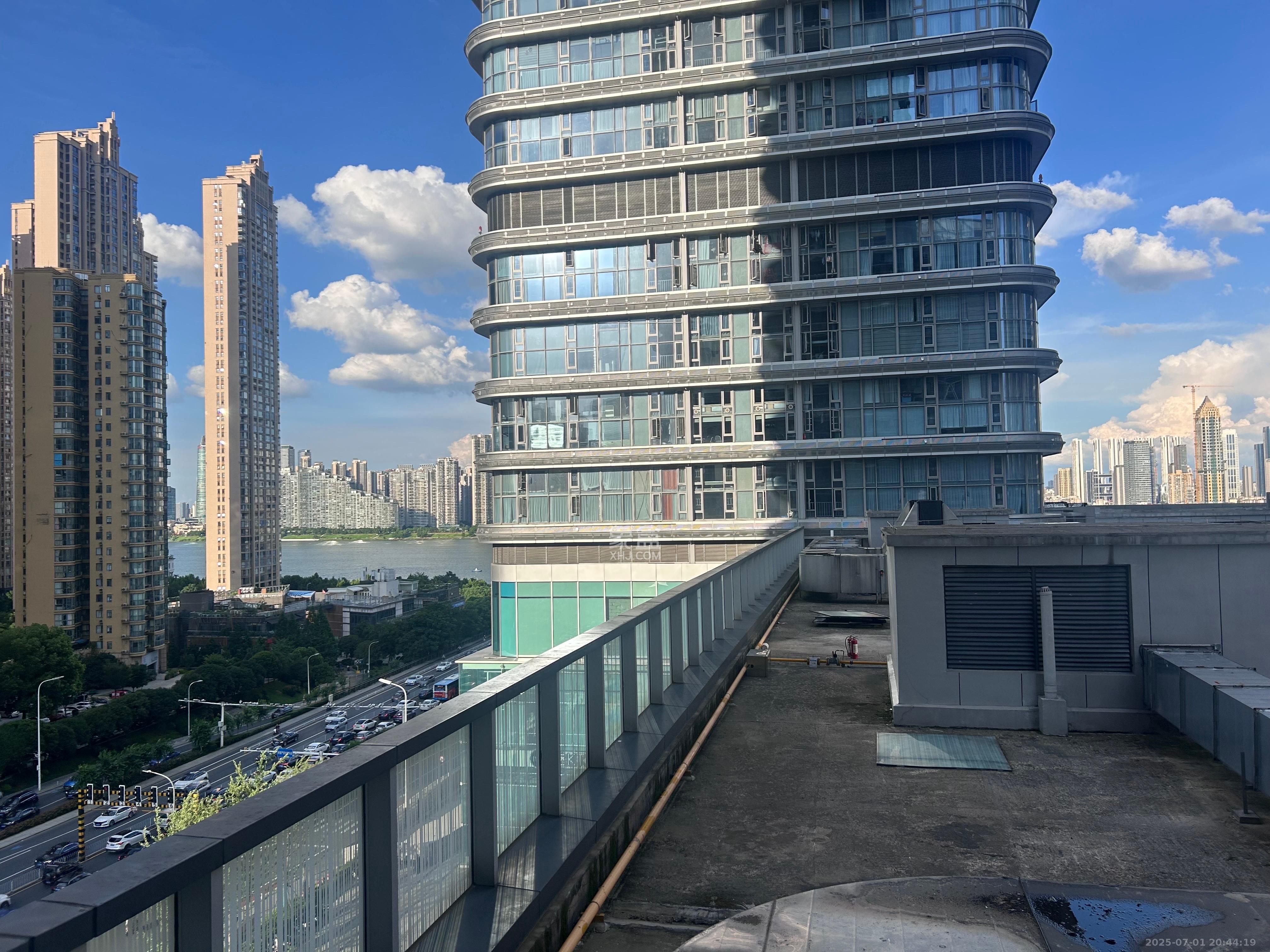 保利天禧EF区  1室0厅0卫    1550.0元/月 保利天禧EF区  1室0厅0卫    1550.0元/月室内图