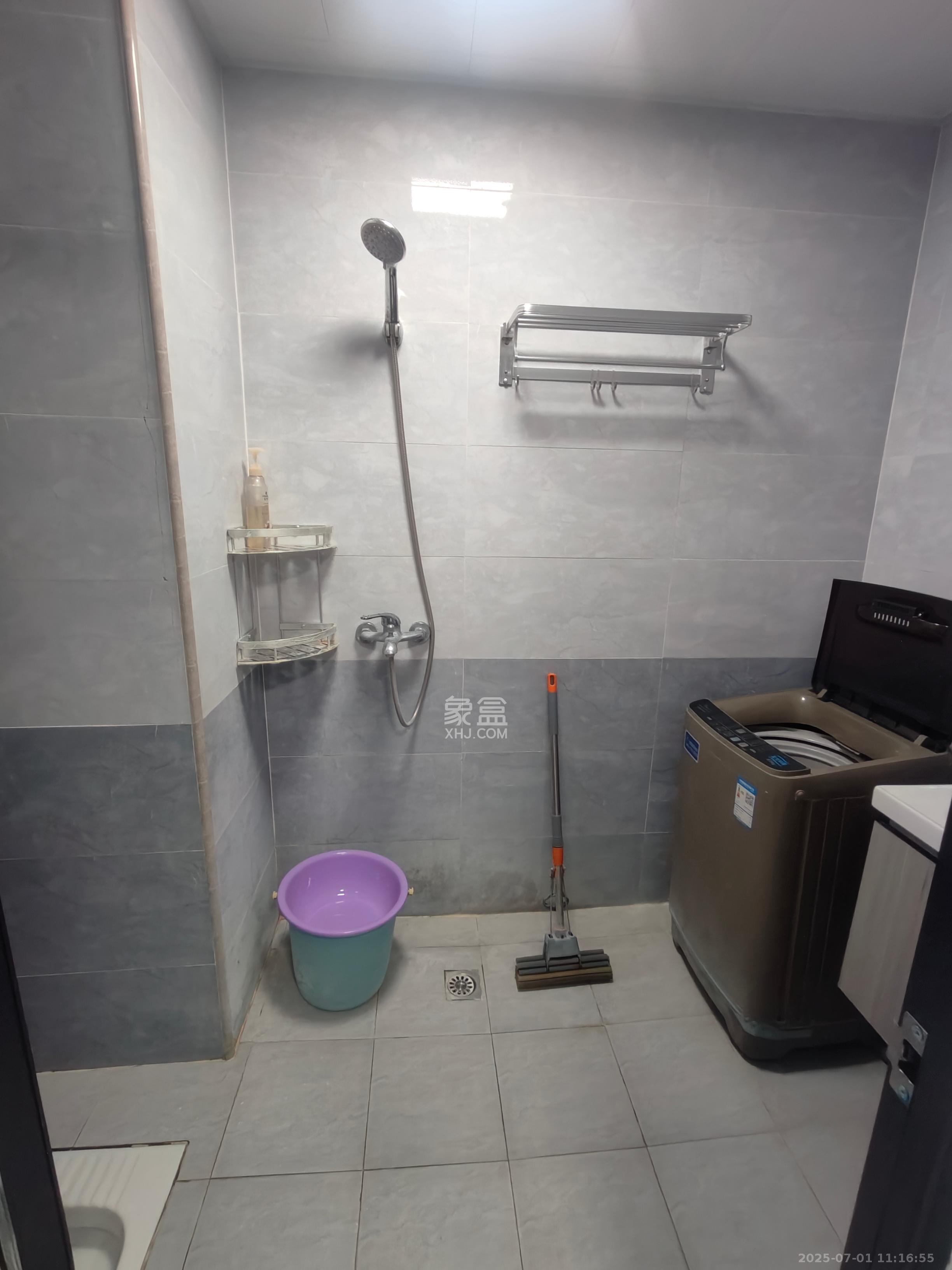 龙湖湘江星座(祺鑫星座公寓) 1室0厅0卫 1300.0元/月 龙湖湘江星座(祺鑫星座公寓) 1室0厅0卫 1300.0元/月室内图