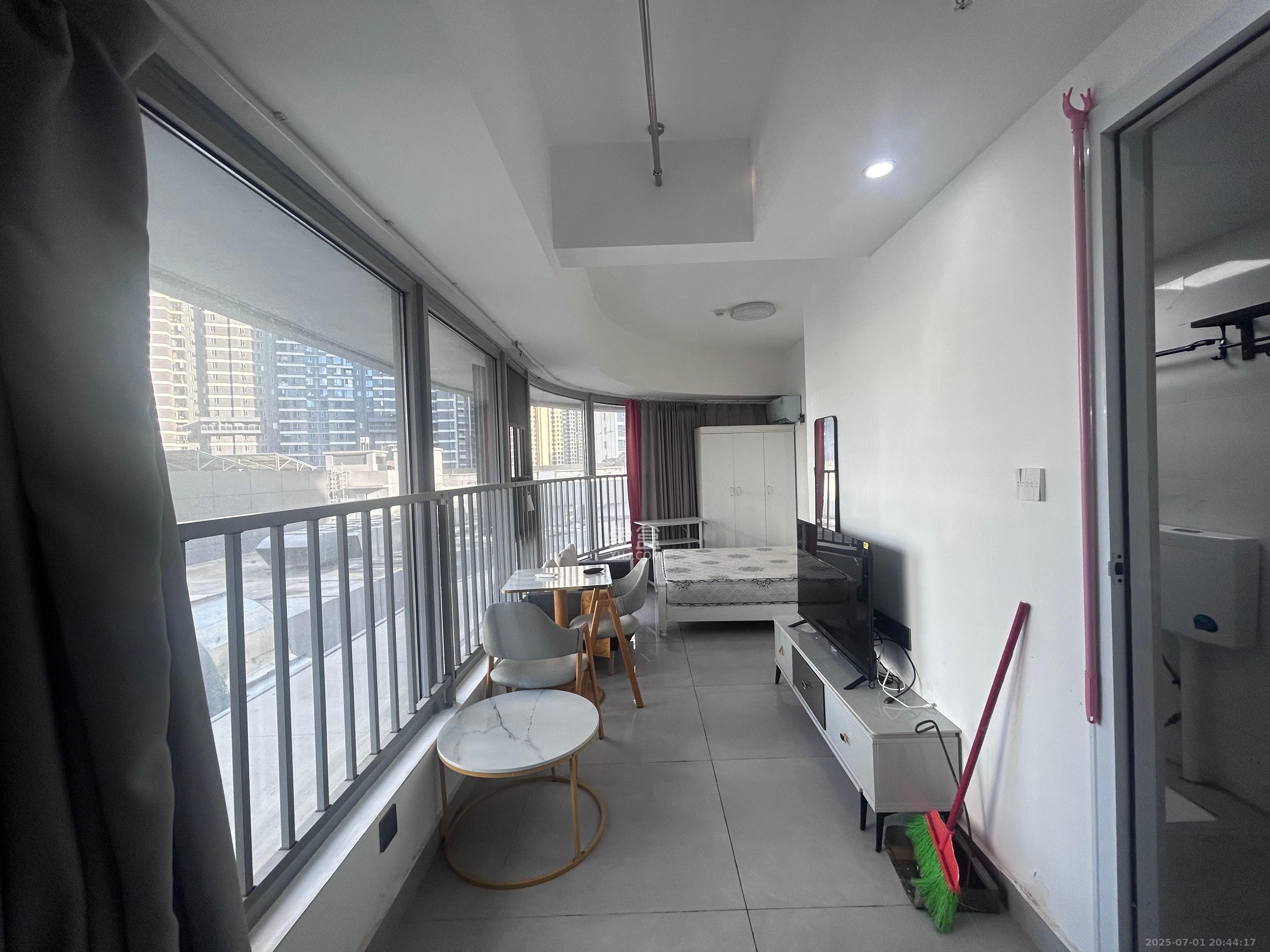 保利天禧EF区  1室0厅0卫    1550.0元/月 保利天禧EF区  1室0厅0卫    1550.0元/月室内图