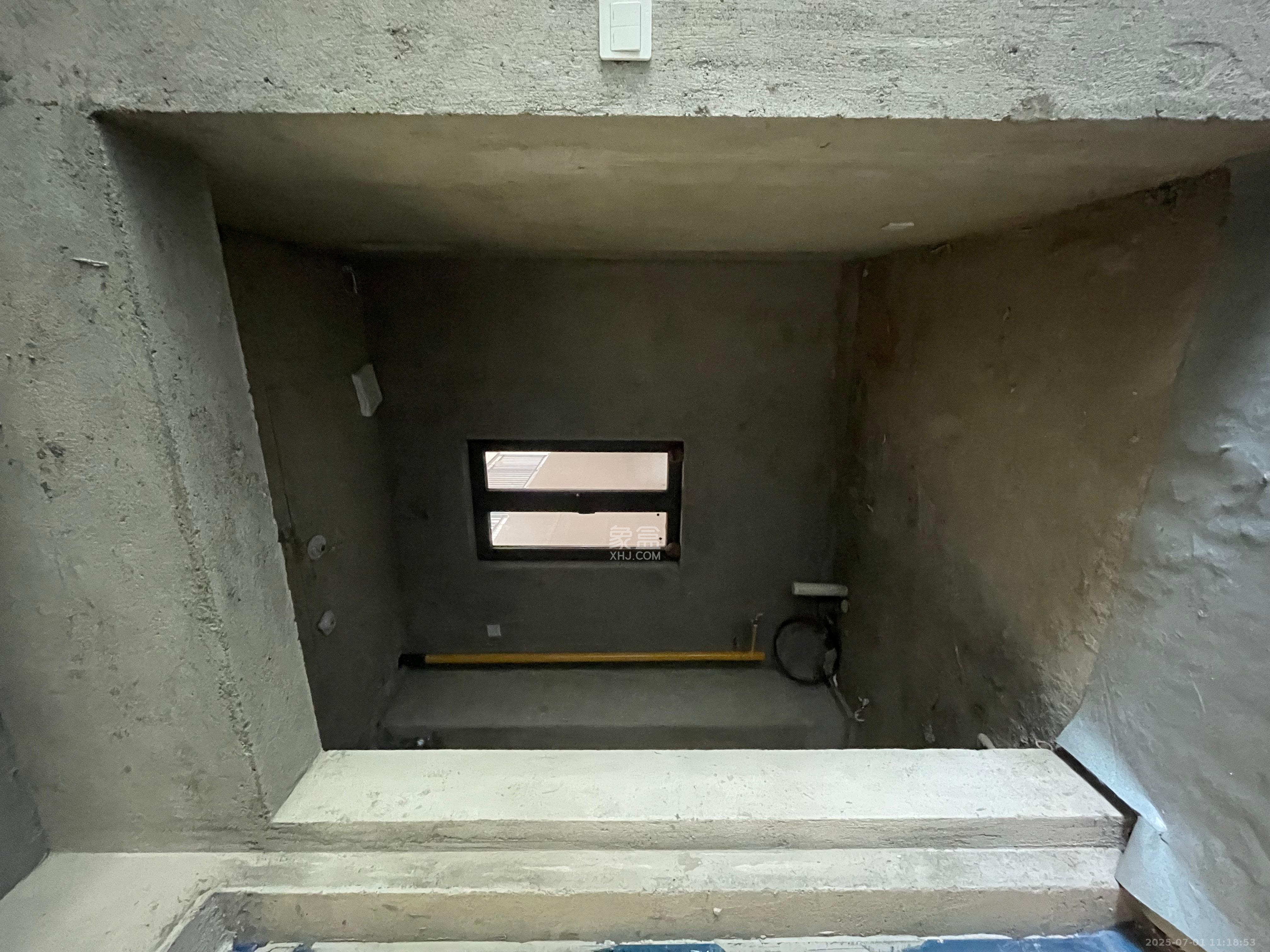 中梁正荣府  1室0厅0卫   1200.00元/月室内图