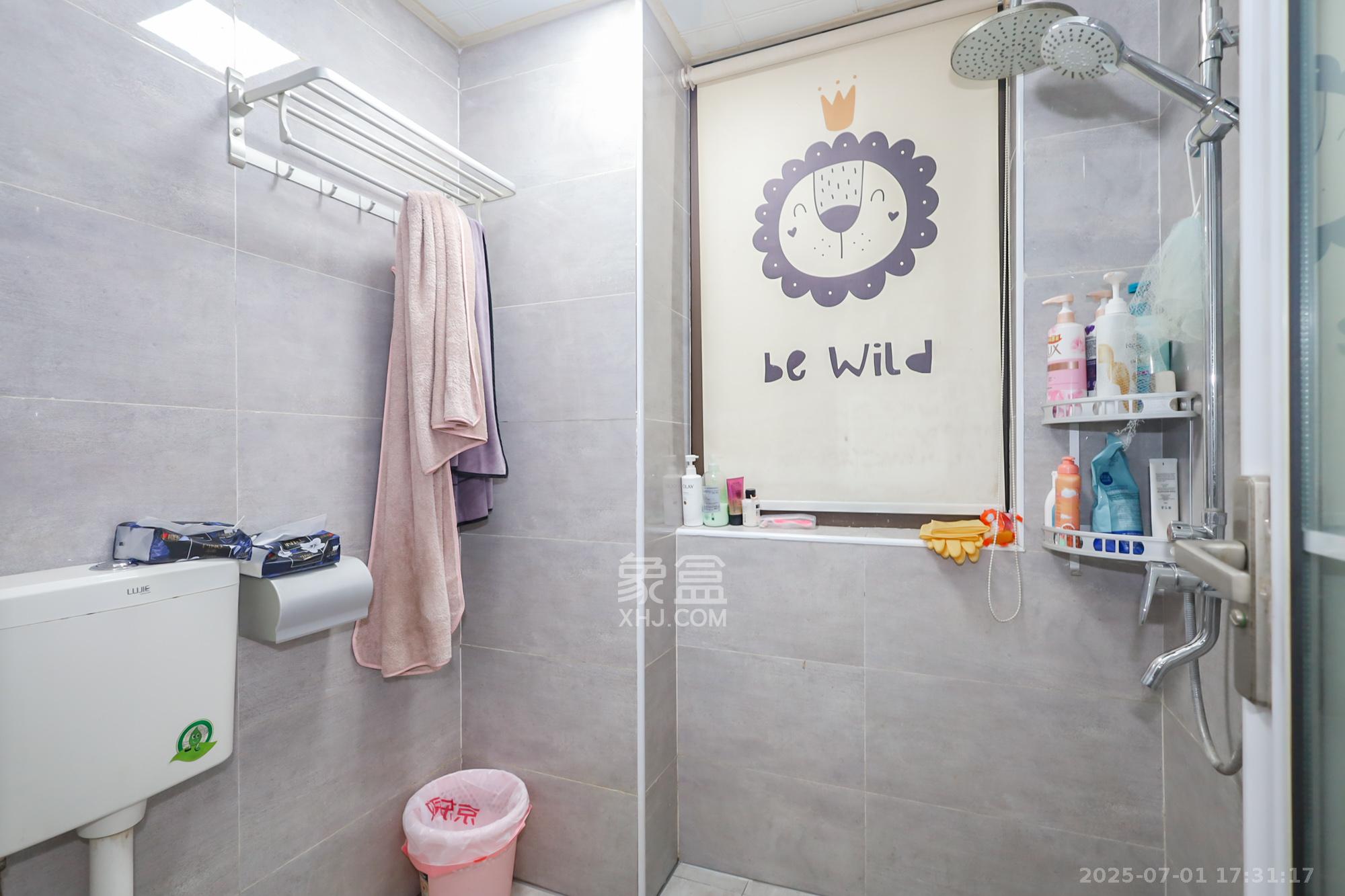 世茂外滩里(世茂铂翠湾三期)  3室2厅1卫    158.0万 世茂外滩里(世茂铂翠湾三期)  3室2厅1卫    158.0万卫生间