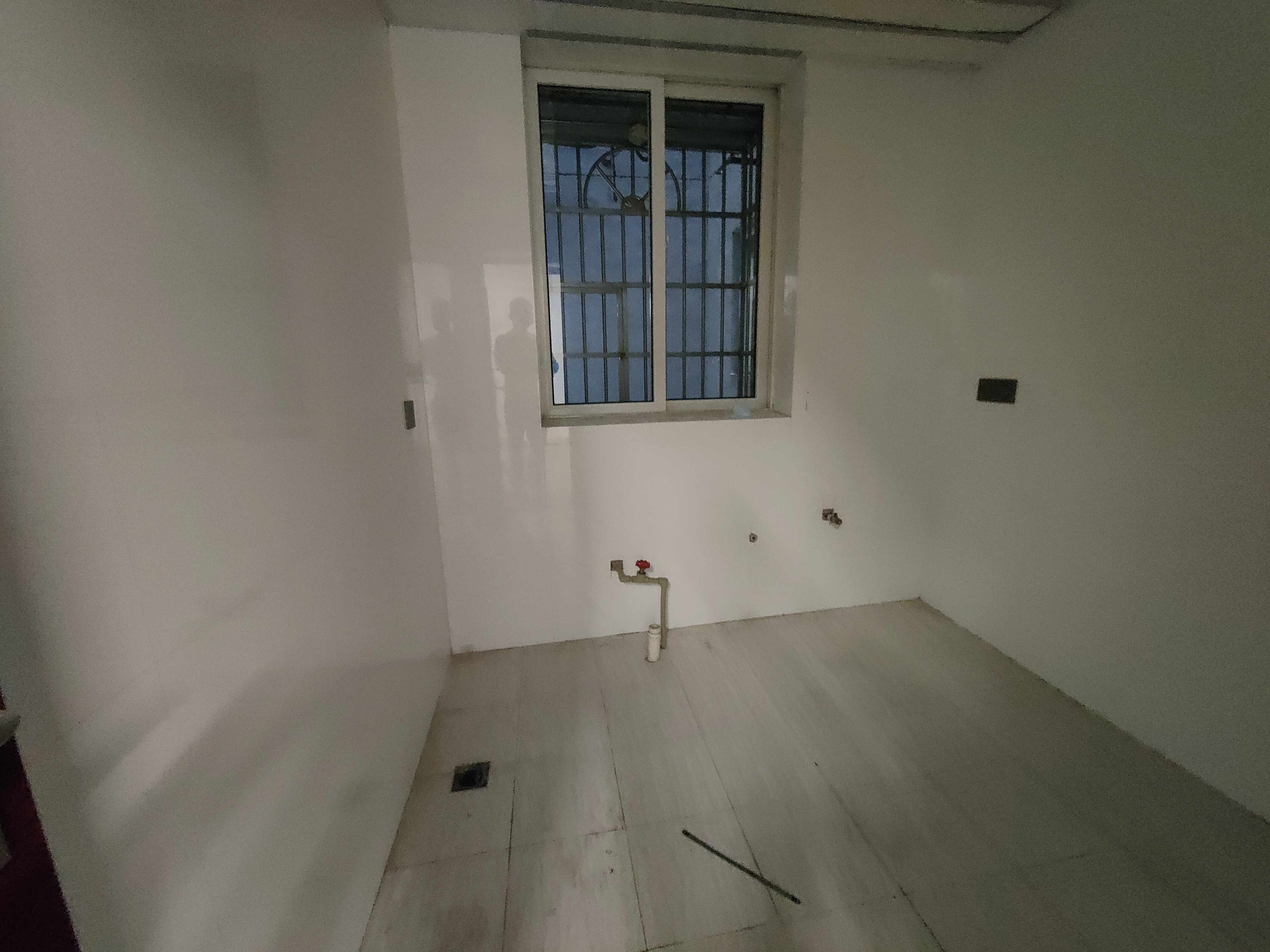 兴力国际大厦 3室2厅2卫 5300.0元/月 兴力国际大厦 3室2厅2卫 5300.0元/月室内图