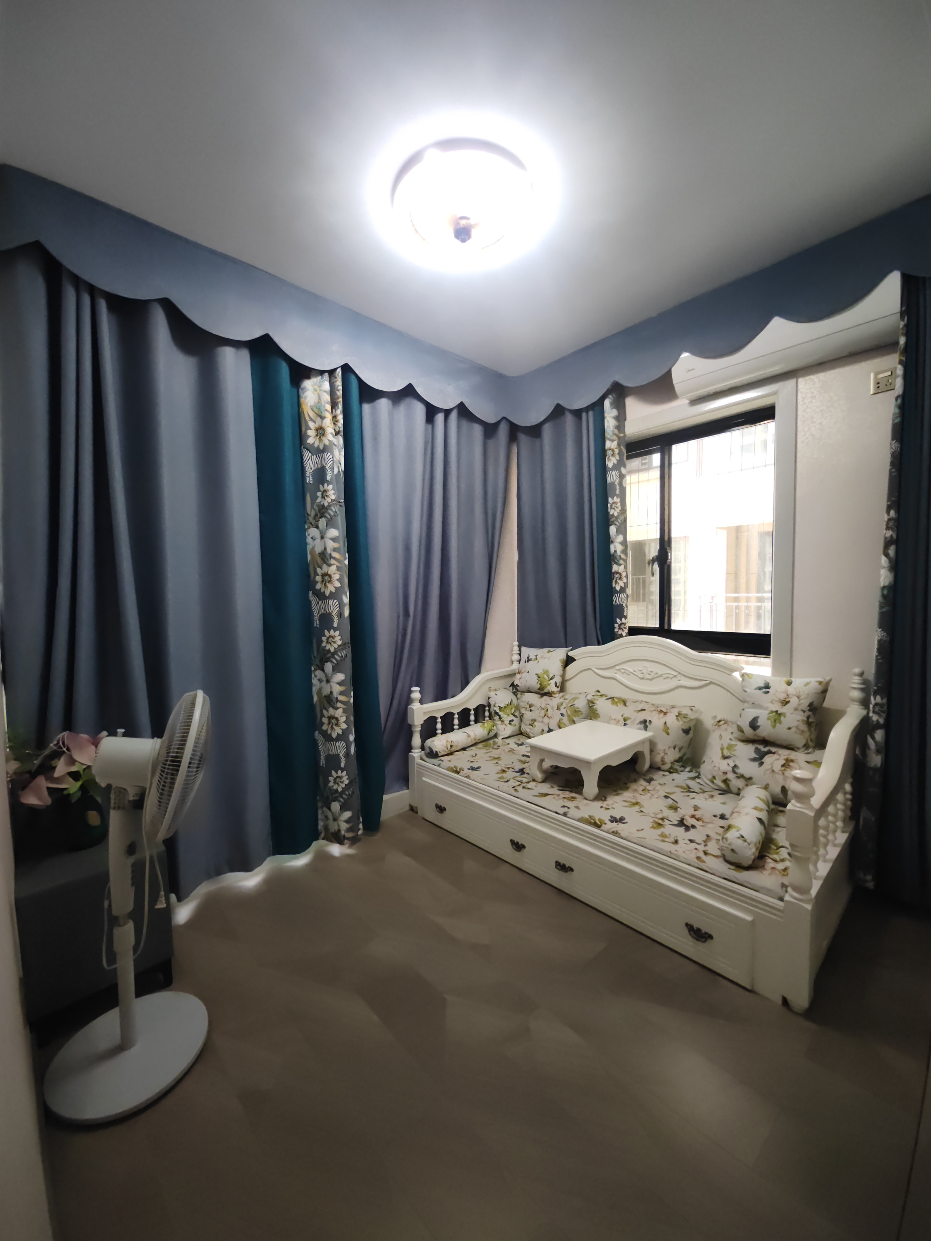 美的梧桐庄园 3室2厅2卫 2580.0元/月 美的梧桐庄园 3室2厅2卫 2580.0元/月室内图