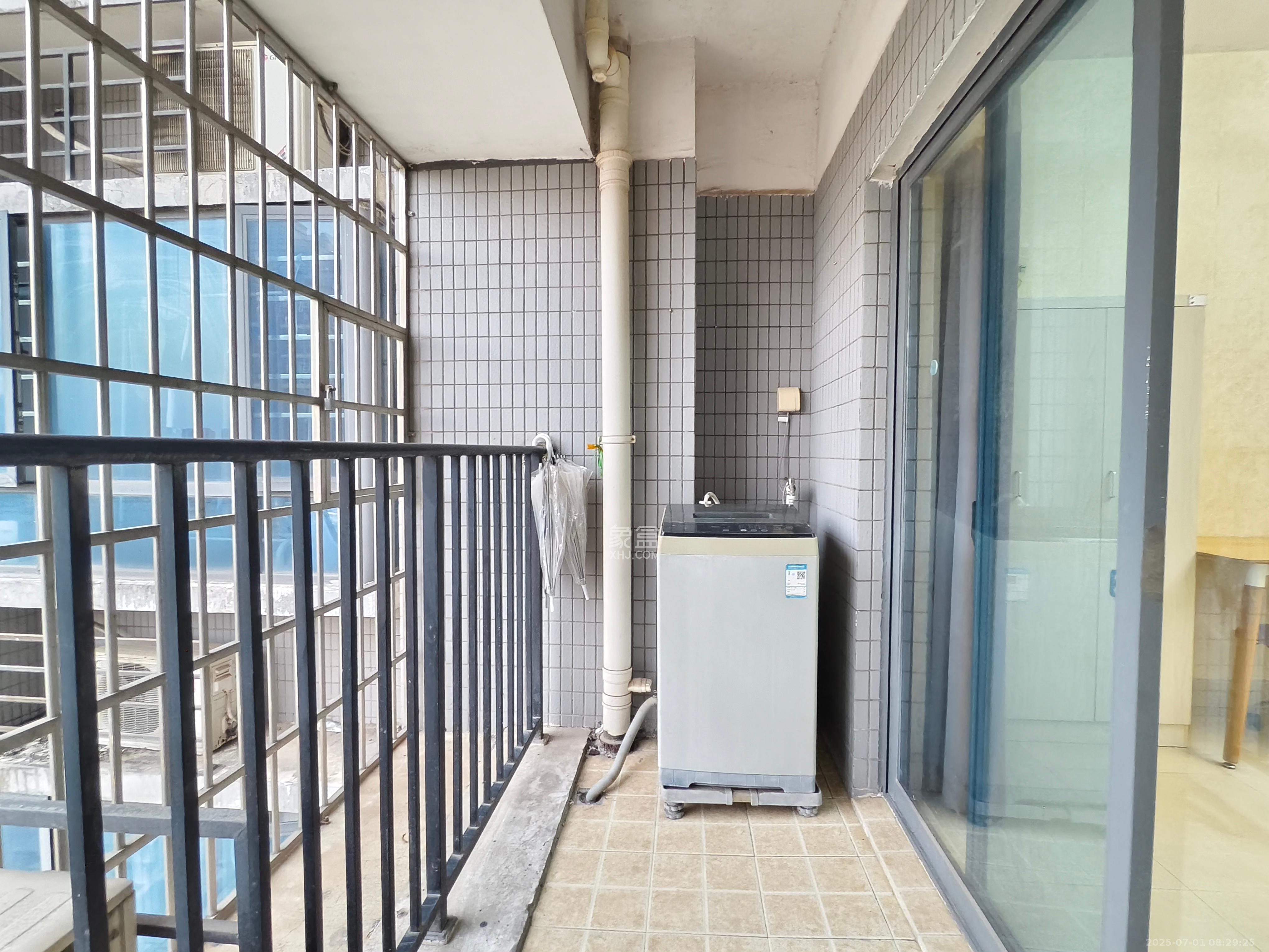名富公寓  2室0厅1卫   1400.00元/月室内图