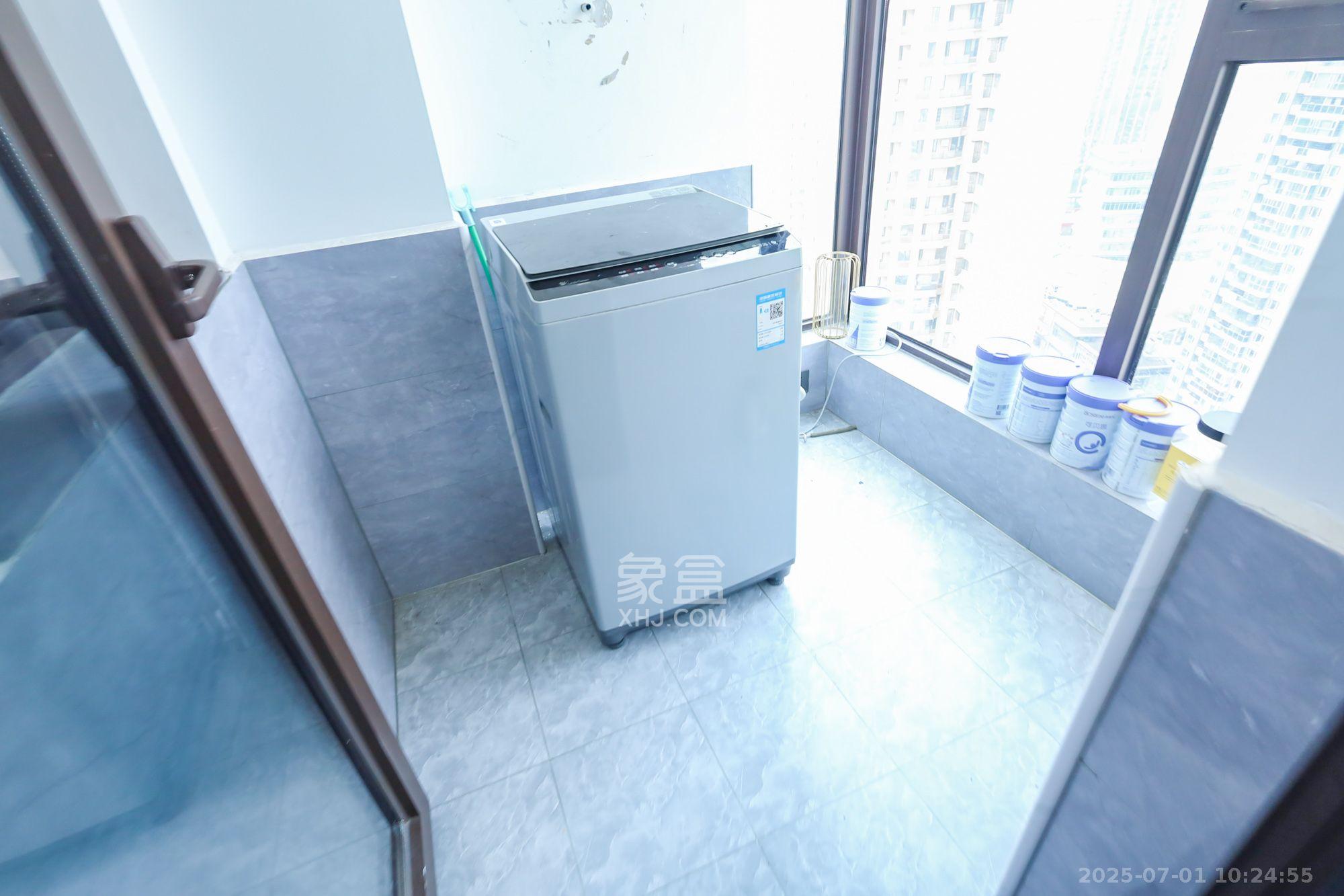保利西海岸A区  4室2厅2卫    3800.0元/月室内图