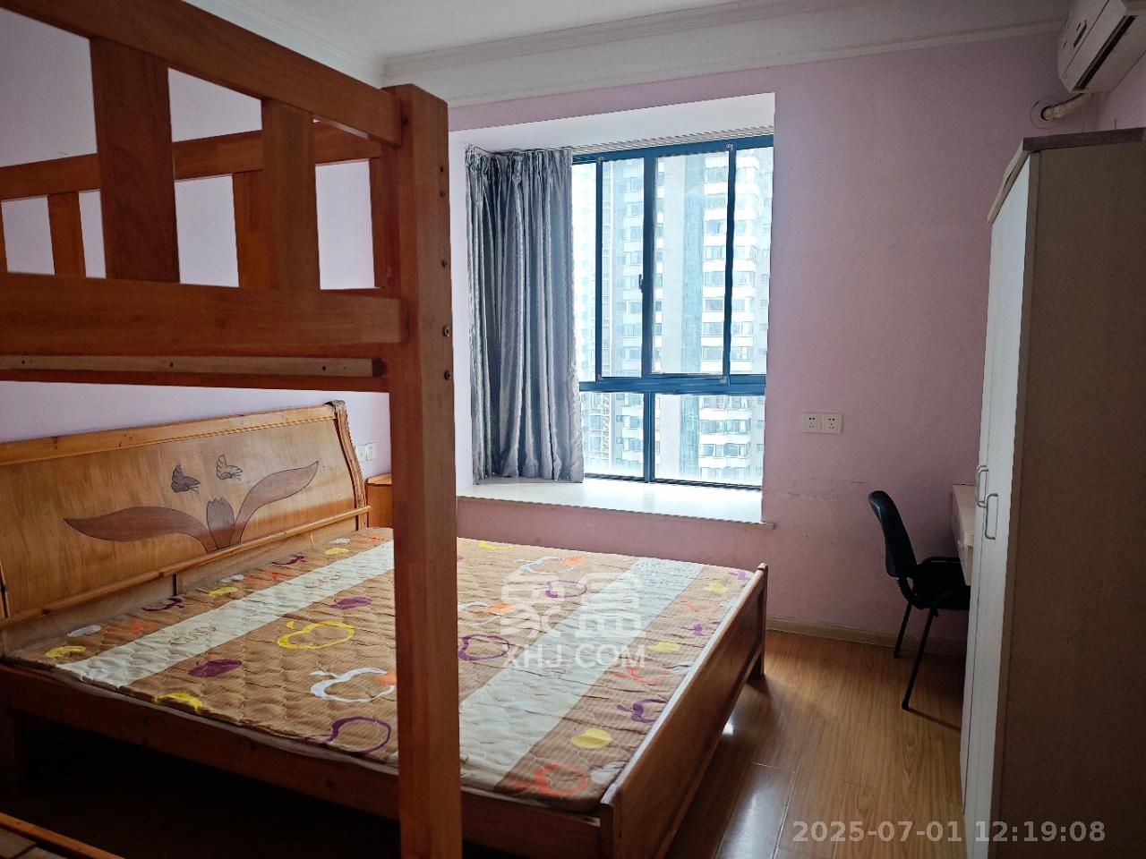 湘江世纪城鸿江苑 3室2厅1卫 1500.0元/月 湘江世纪城鸿江苑 3室2厅1卫 1500.0元/月室内图