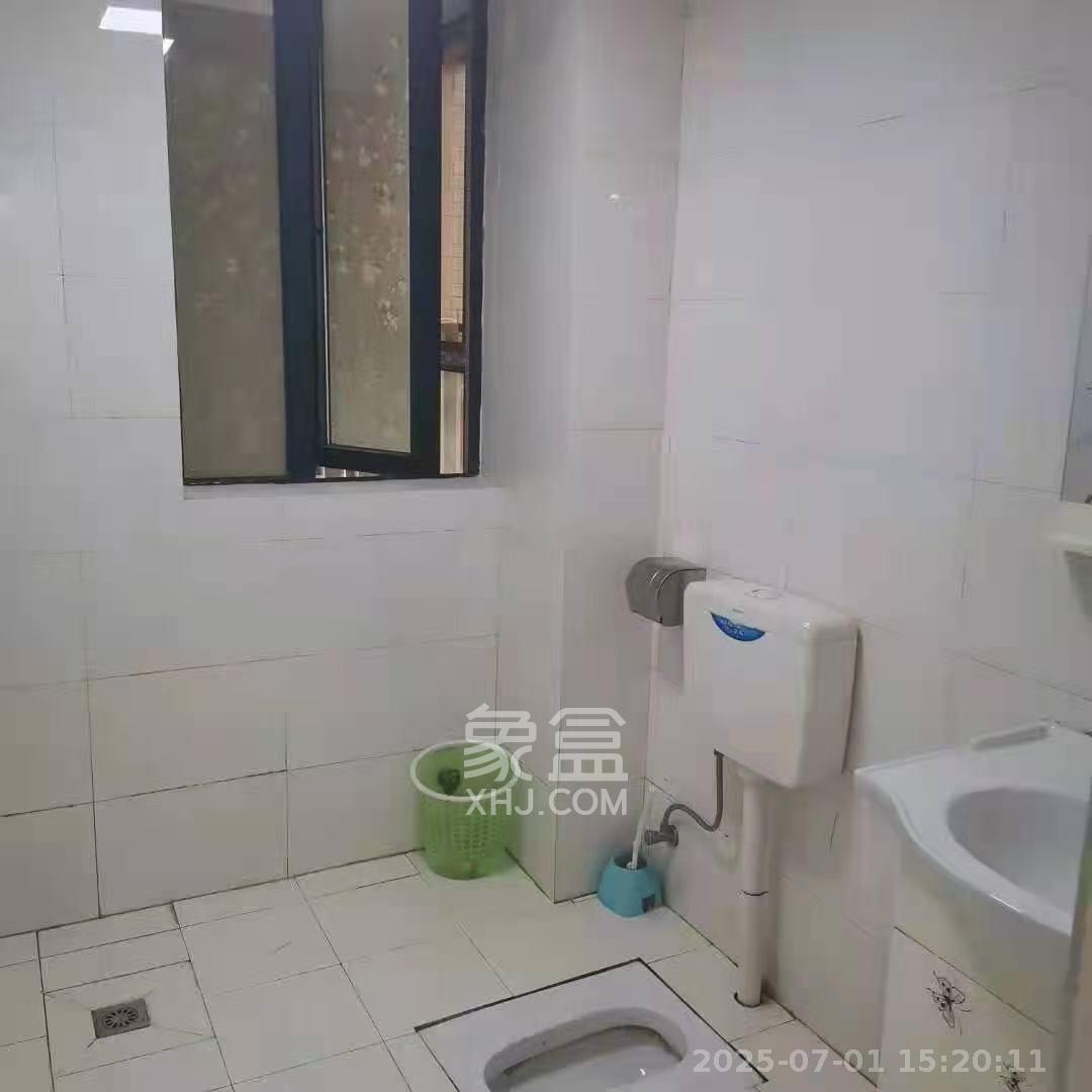 中建麓山和苑  3室2厅1卫    1700.0元/月室内图