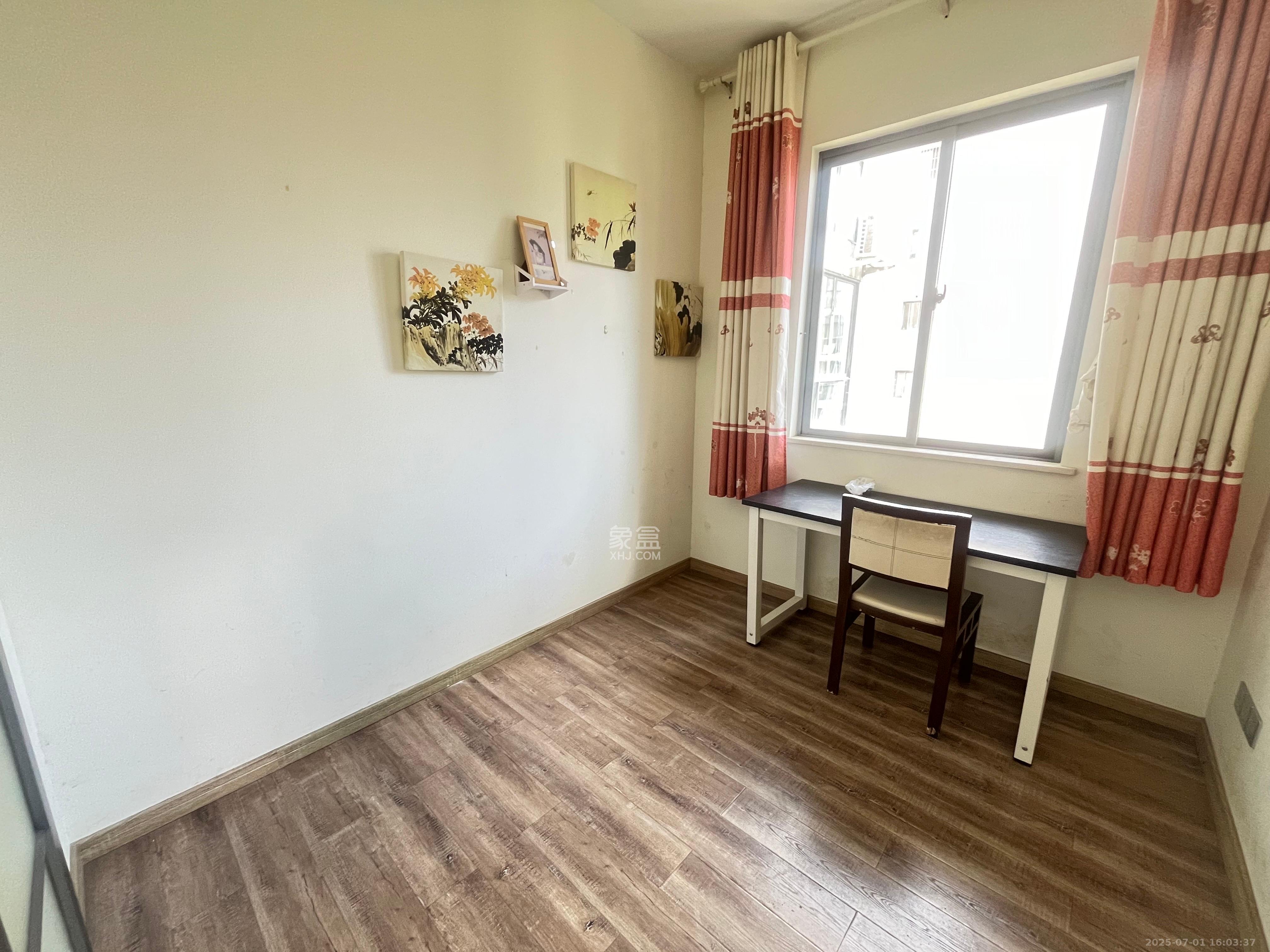 鑫远湘府逸园 3室2厅1卫 1800.0元/月 鑫远湘府逸园 3室2厅1卫 1800.0元/月室内图