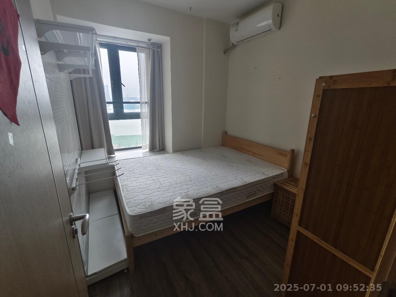卓越浅水湾  1室0厅0卫   2000.00元/月室内图