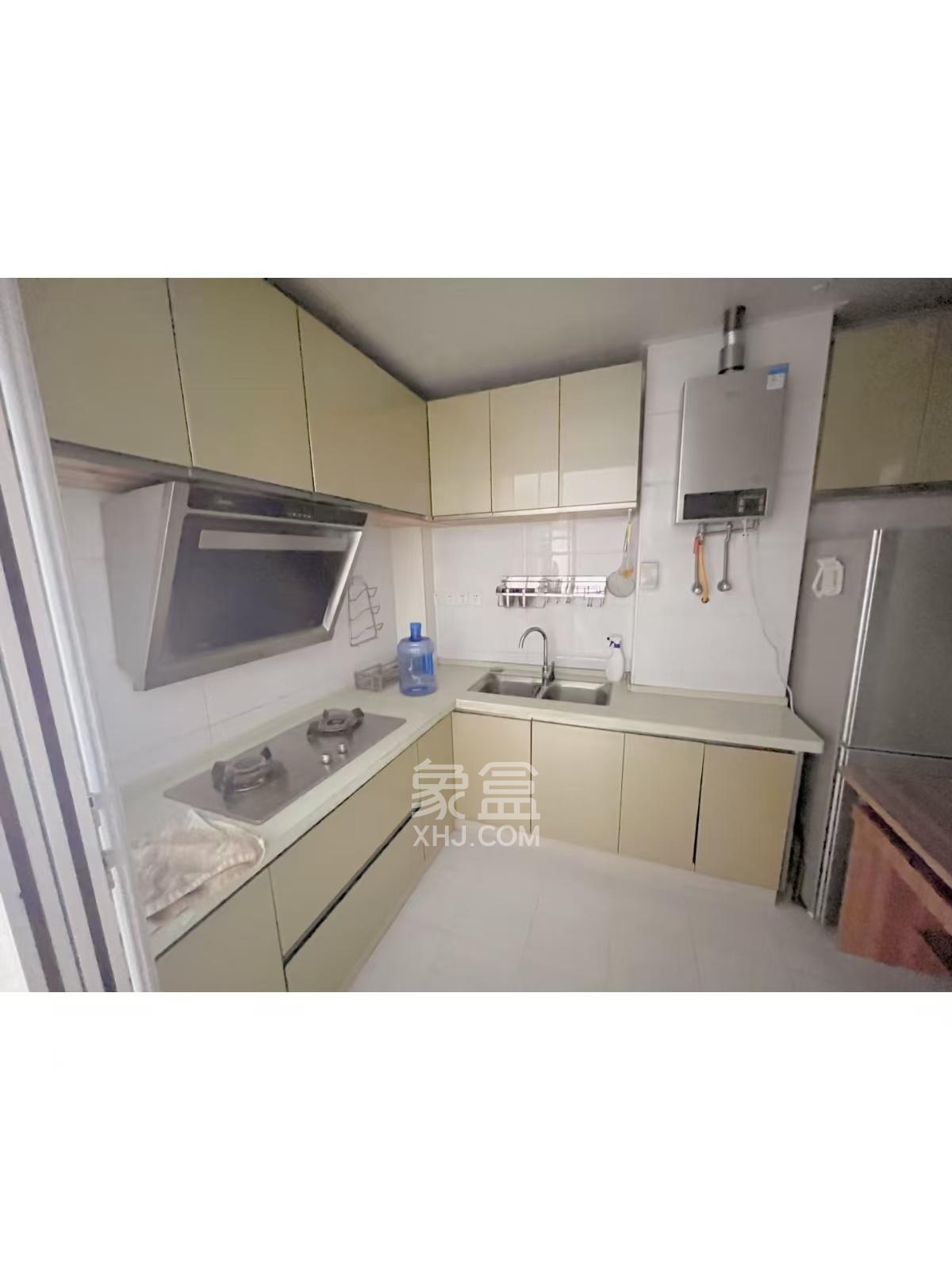 中国铁建梅溪青秀一期  2室1厅1卫   2200.00元/月室内图