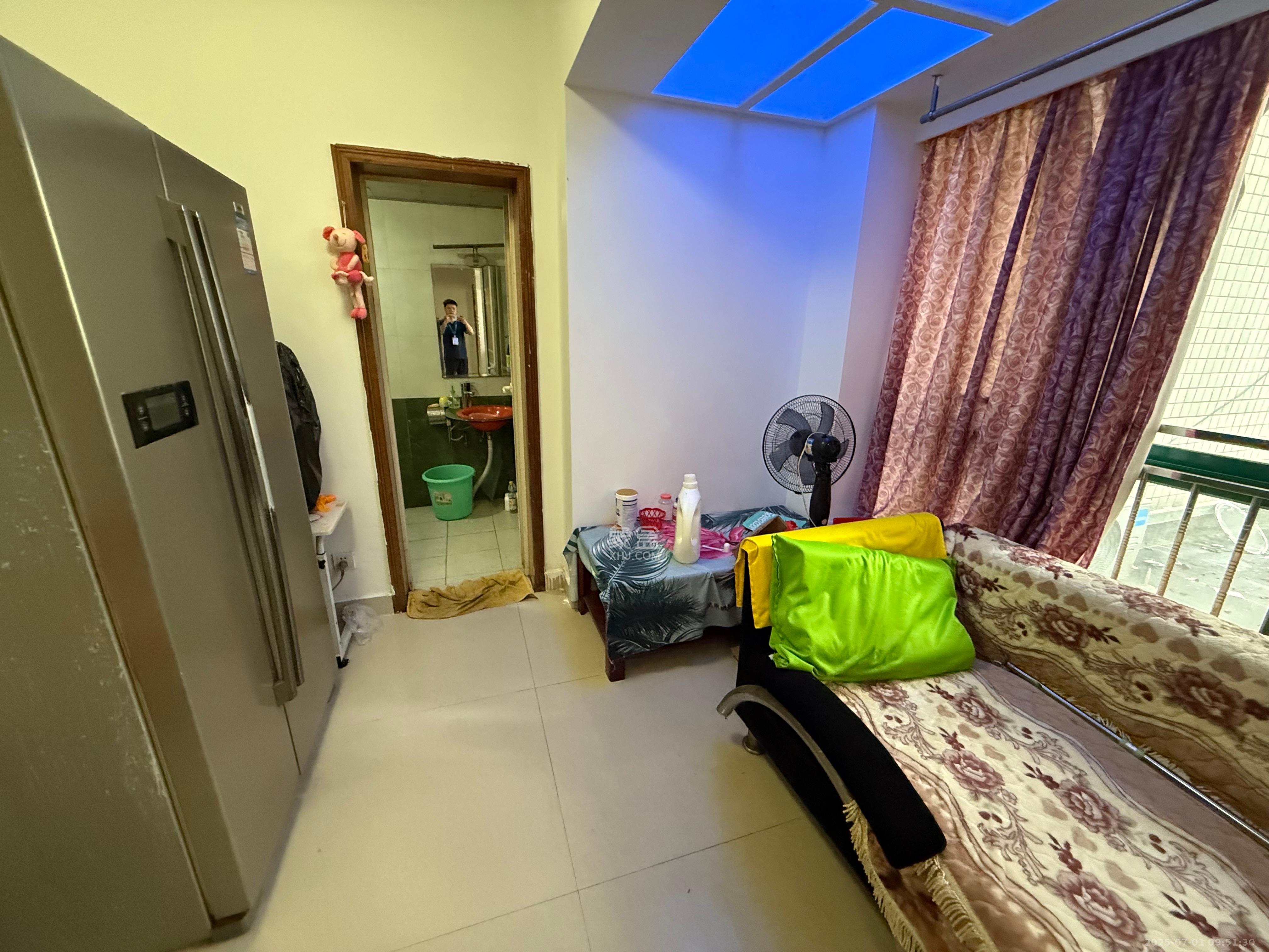 明城公寓 1室1厅1卫 1000.0元/月 明城公寓 1室1厅1卫 1000.0元/月室内图