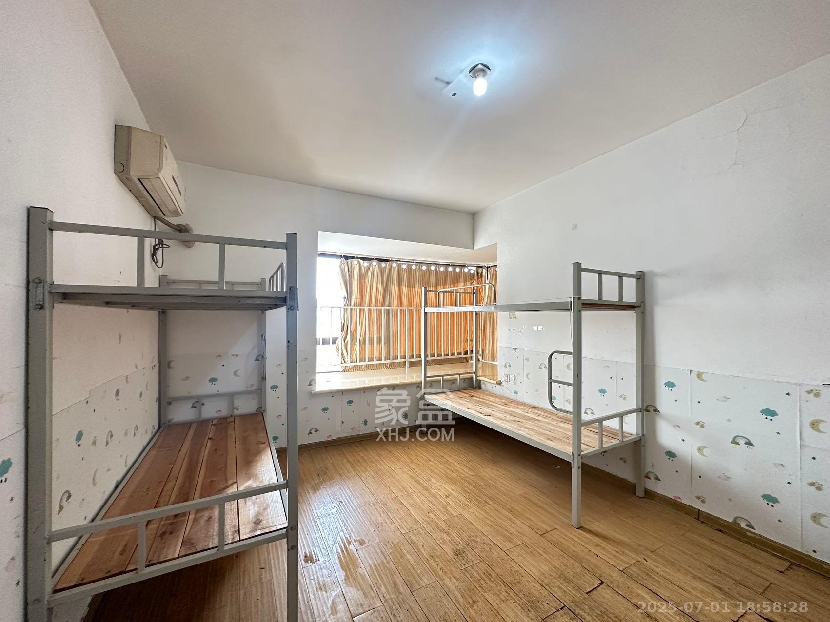 保利麓谷林语F区 3室2厅1卫 1800.0元/月 保利麓谷林语F区 3室2厅1卫 1800.0元/月室内图