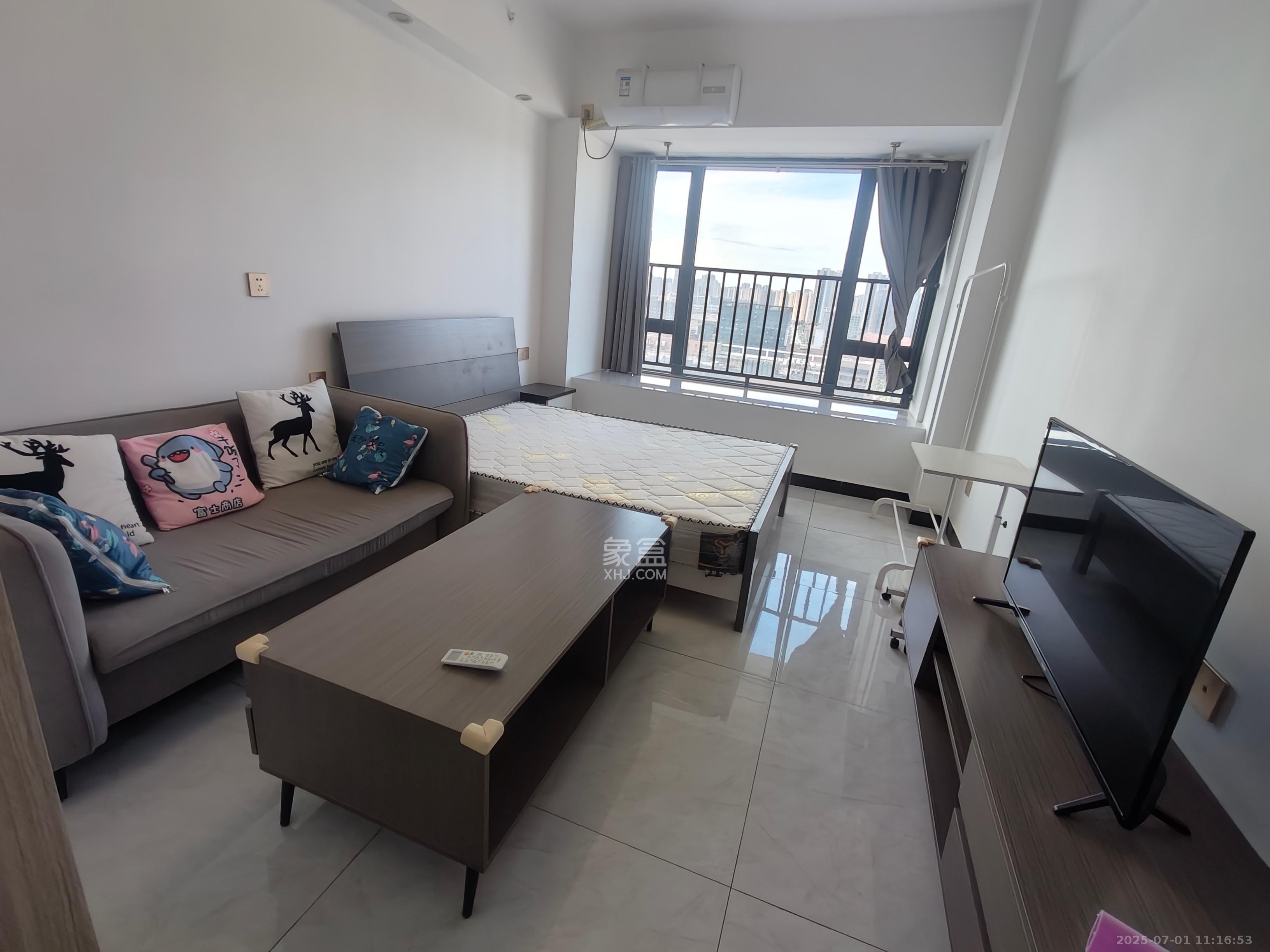 龙湖湘江星座(祺鑫星座公寓) 1室0厅0卫 1300.0元/月 龙湖湘江星座(祺鑫星座公寓) 1室0厅0卫 1300.0元/月室内图