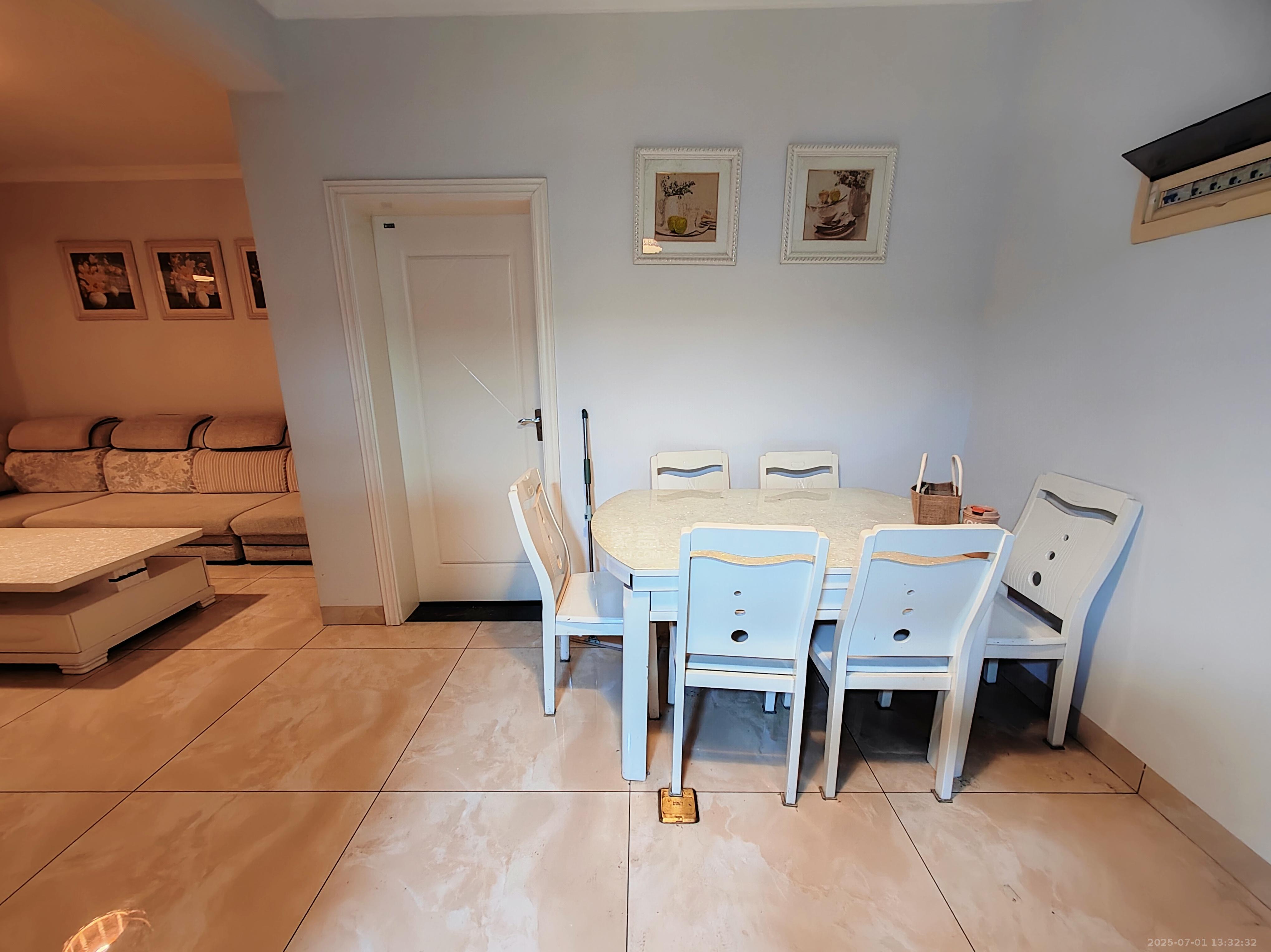 中欧昆仑首府 2室1厅1卫 1400.0元/月 中欧昆仑首府 2室1厅1卫 1400.0元/月室内图