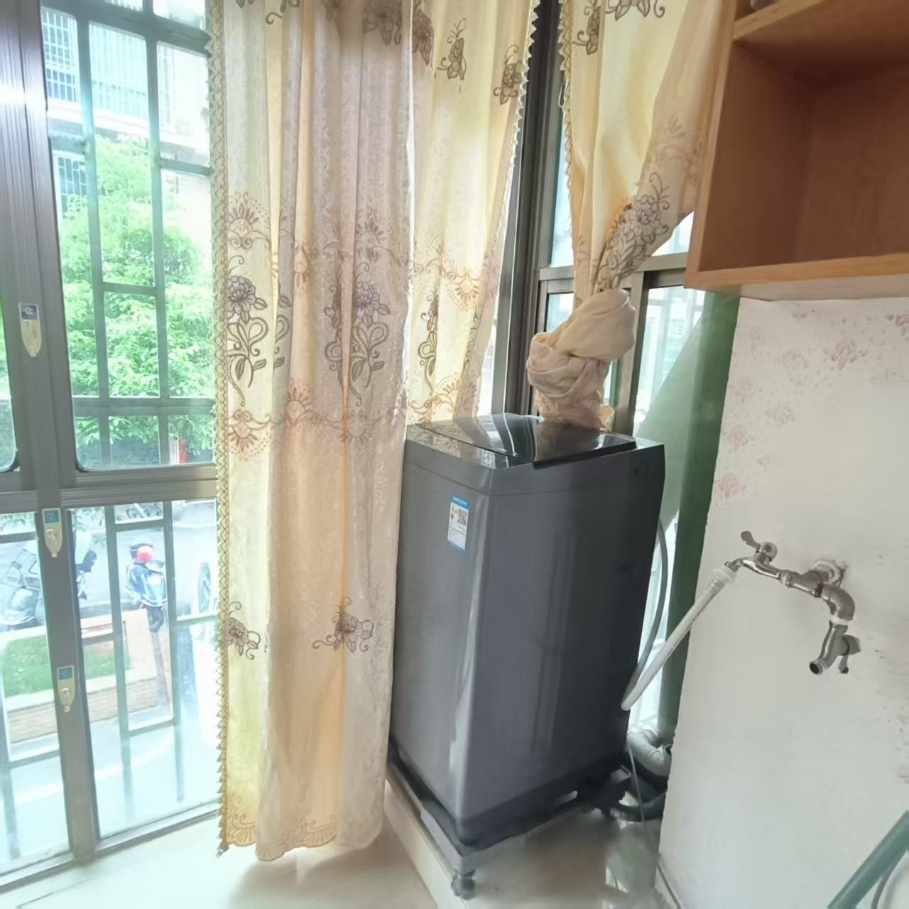 大立小区  3室0厅0卫   1400.00元/月室内图