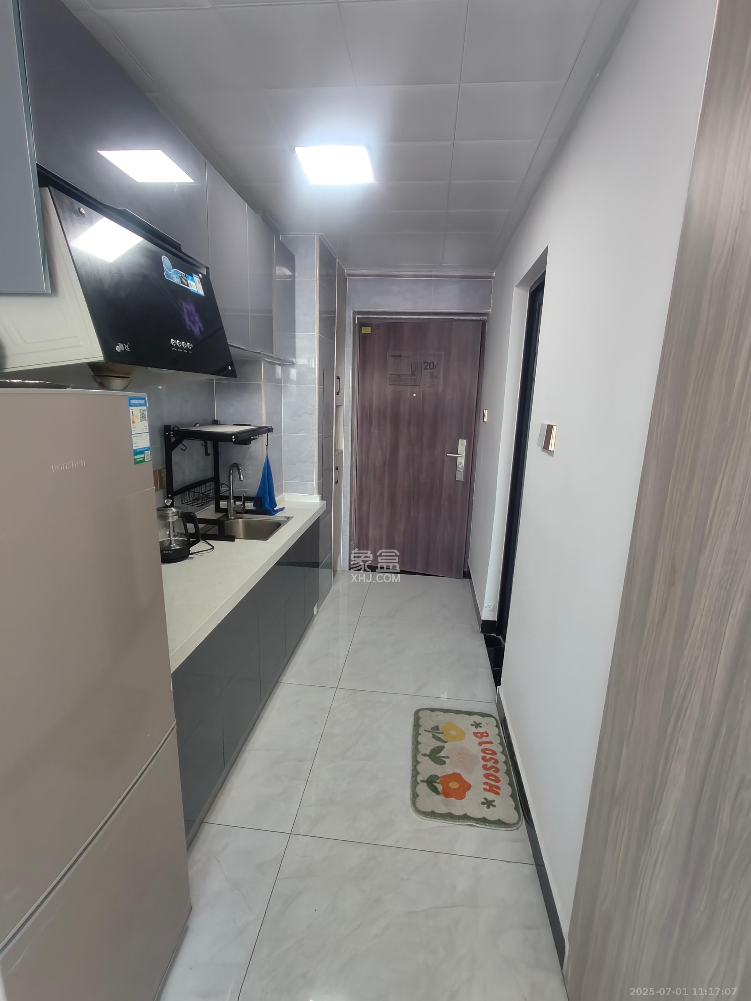 龙湖湘江星座(祺鑫星座公寓) 1室0厅0卫 1300.0元/月 龙湖湘江星座(祺鑫星座公寓) 1室0厅0卫 1300.0元/月室内图