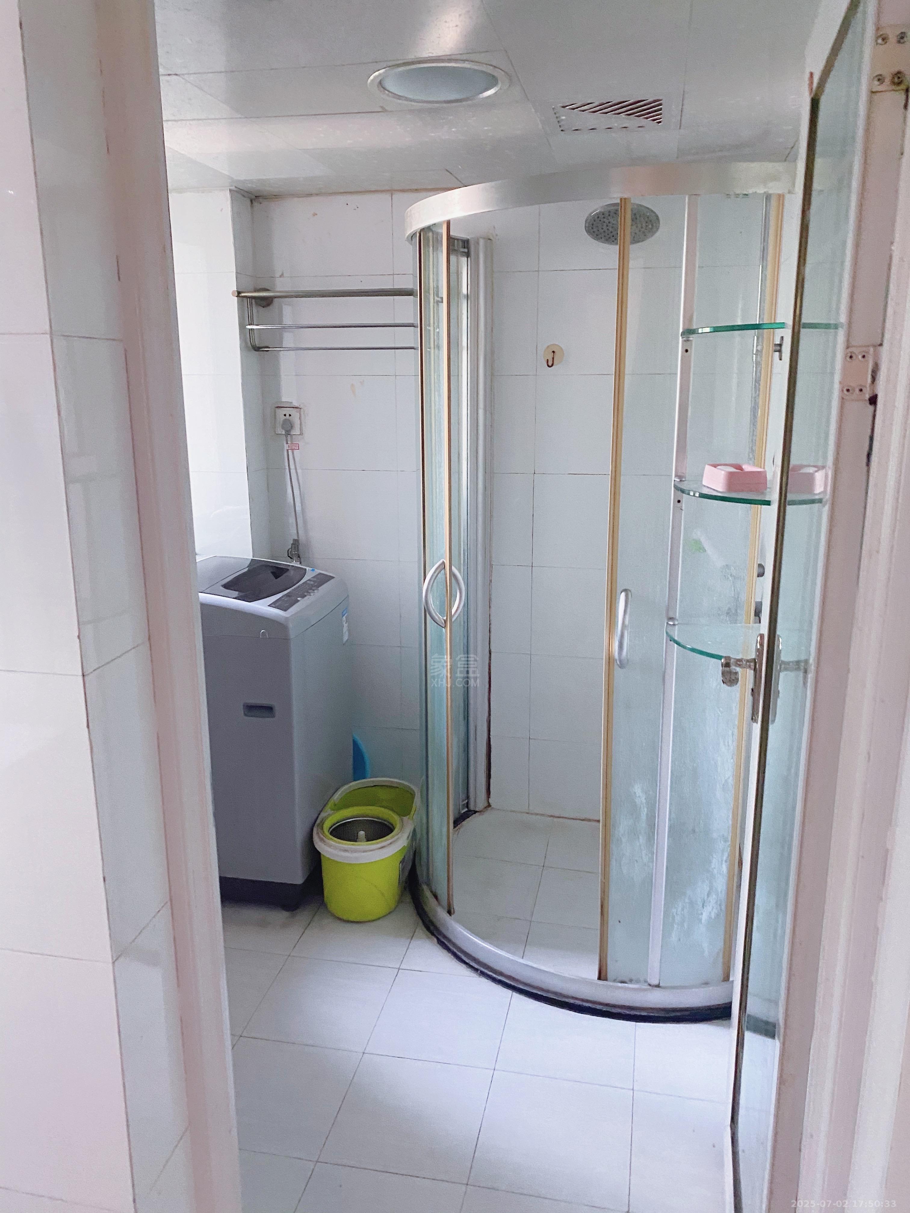 一水厂生活区  1室0厅0卫    1000.0元/月 一水厂生活区  1室0厅0卫    1000.0元/月室内图