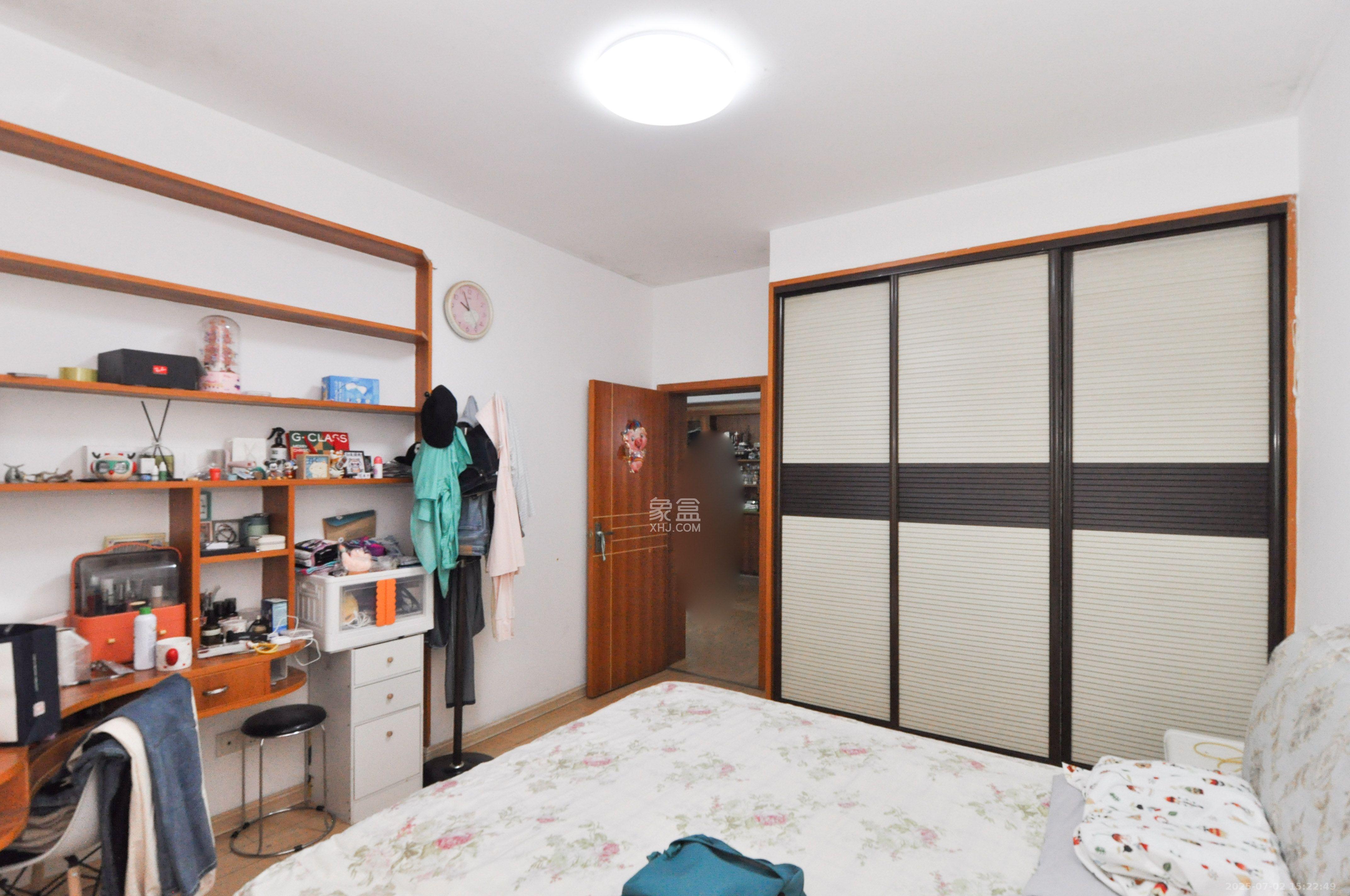 嘉逸名庭  2室2厅1卫   2500.00元/月室内图