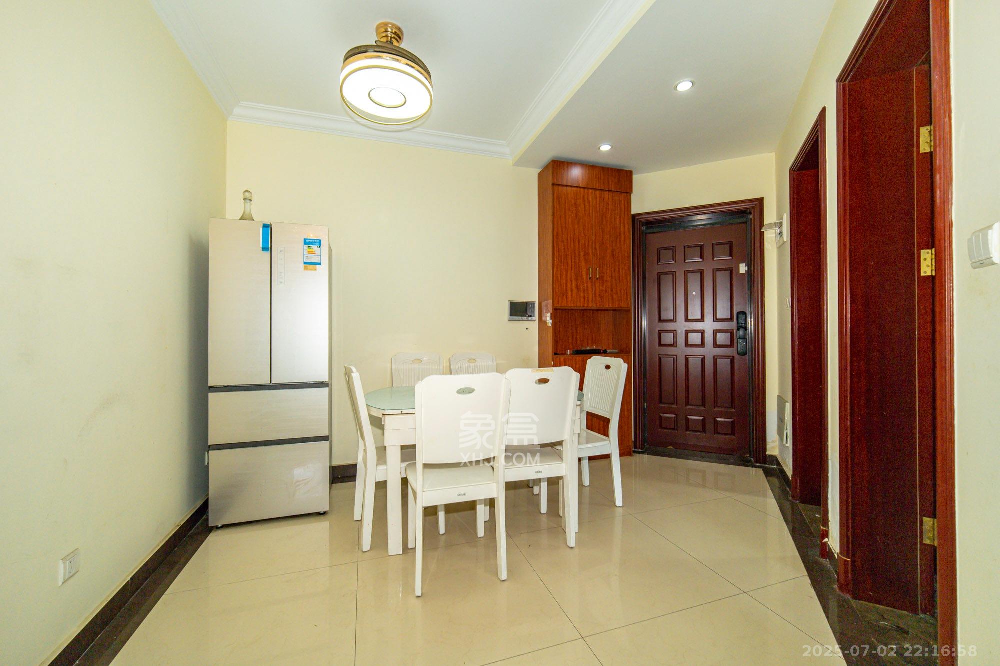 恒大翡翠华庭 2室2厅1卫 58.0万 恒大翡翠华庭 2室2厅1卫 58.0万其他