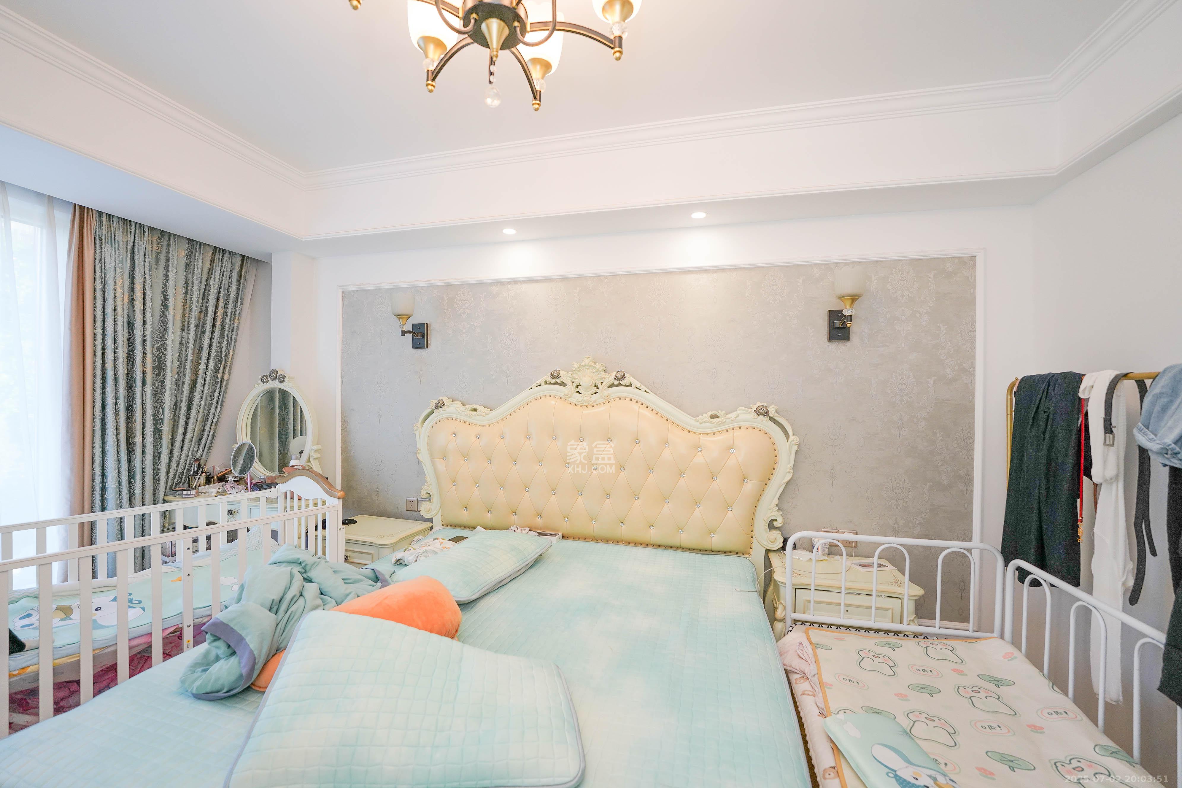 五矿万境蓝山  4室2厅2卫    178.0万卧室