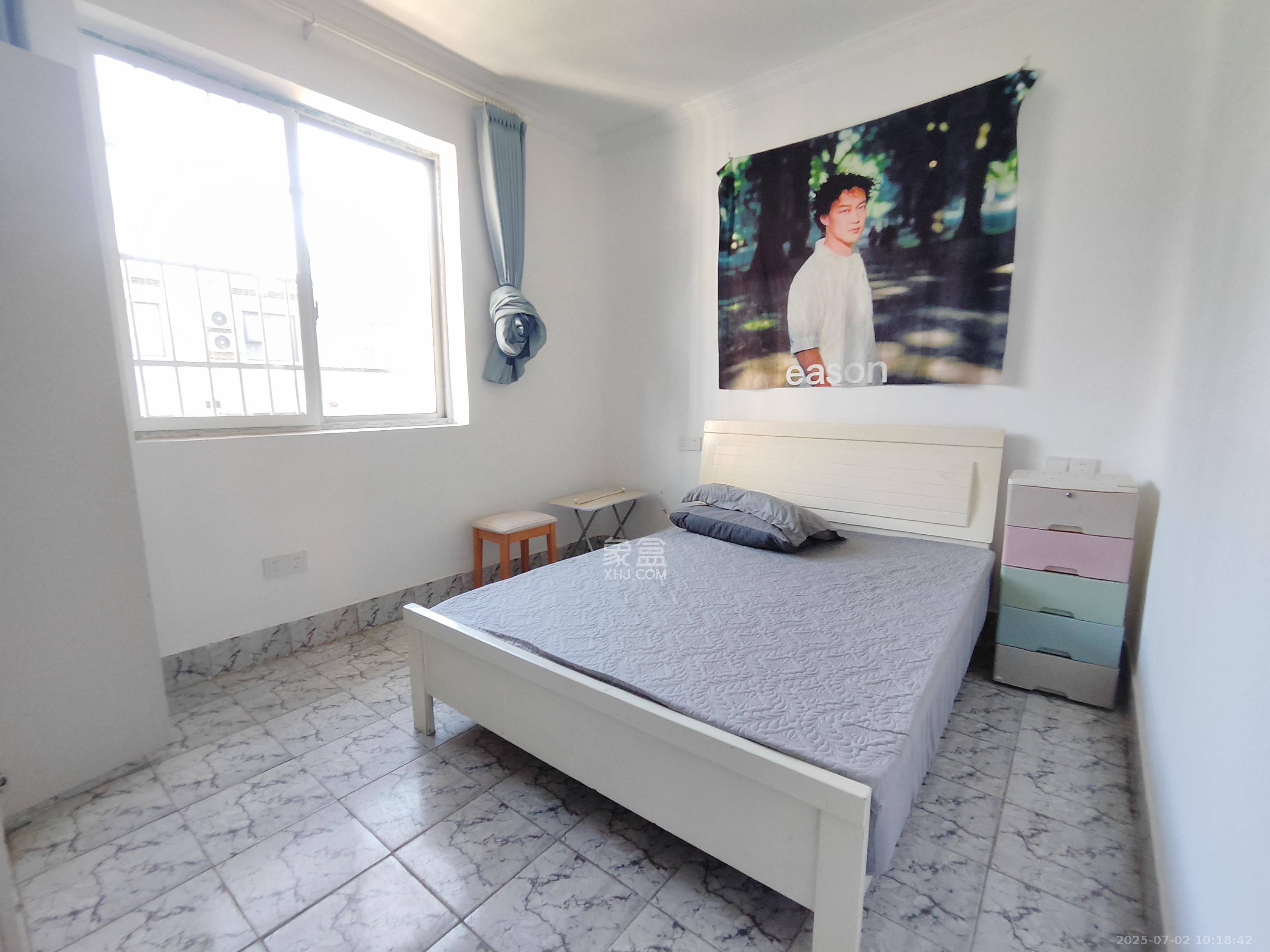 物贸小区 3室2厅1卫 2300.0元/月 物贸小区 3室2厅1卫 2300.0元/月室内图