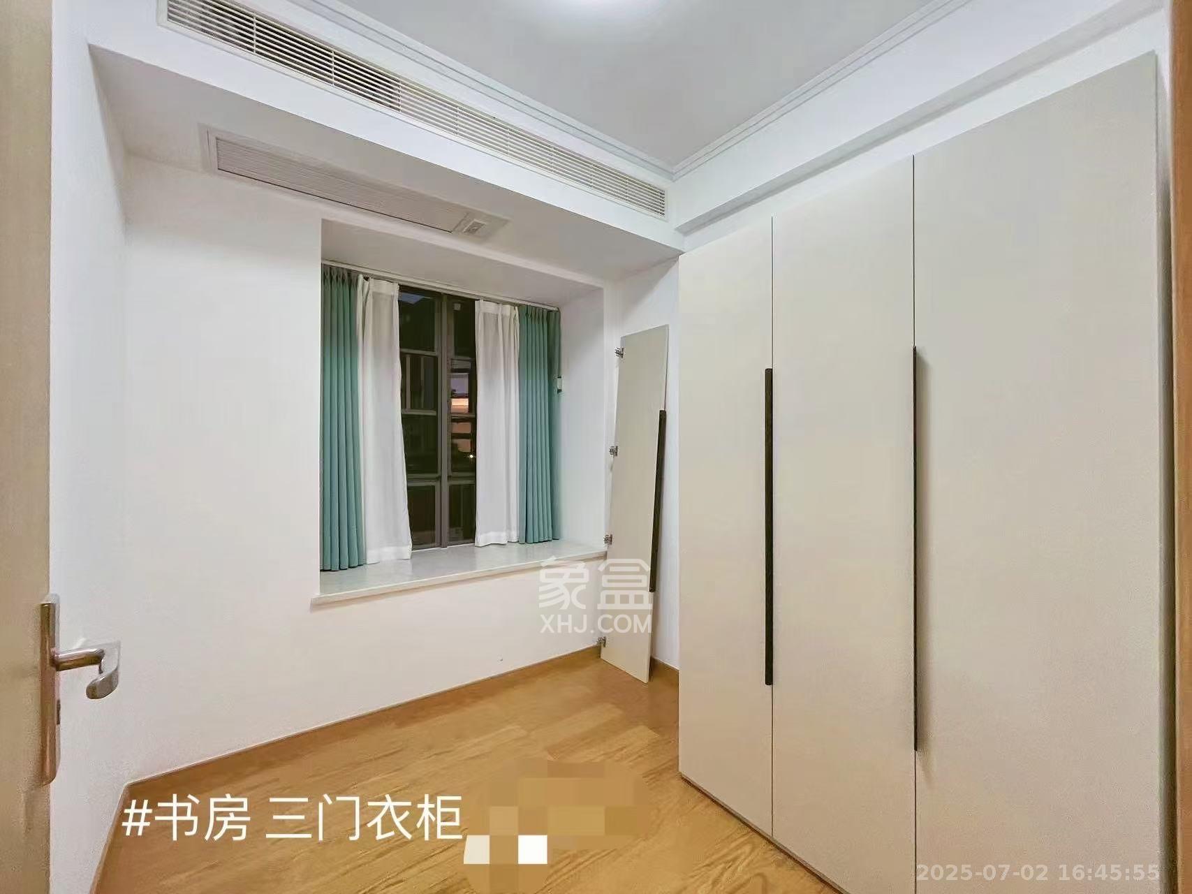 清控湖山雅居南区  3室2厅2卫   2600.00元/月室内图