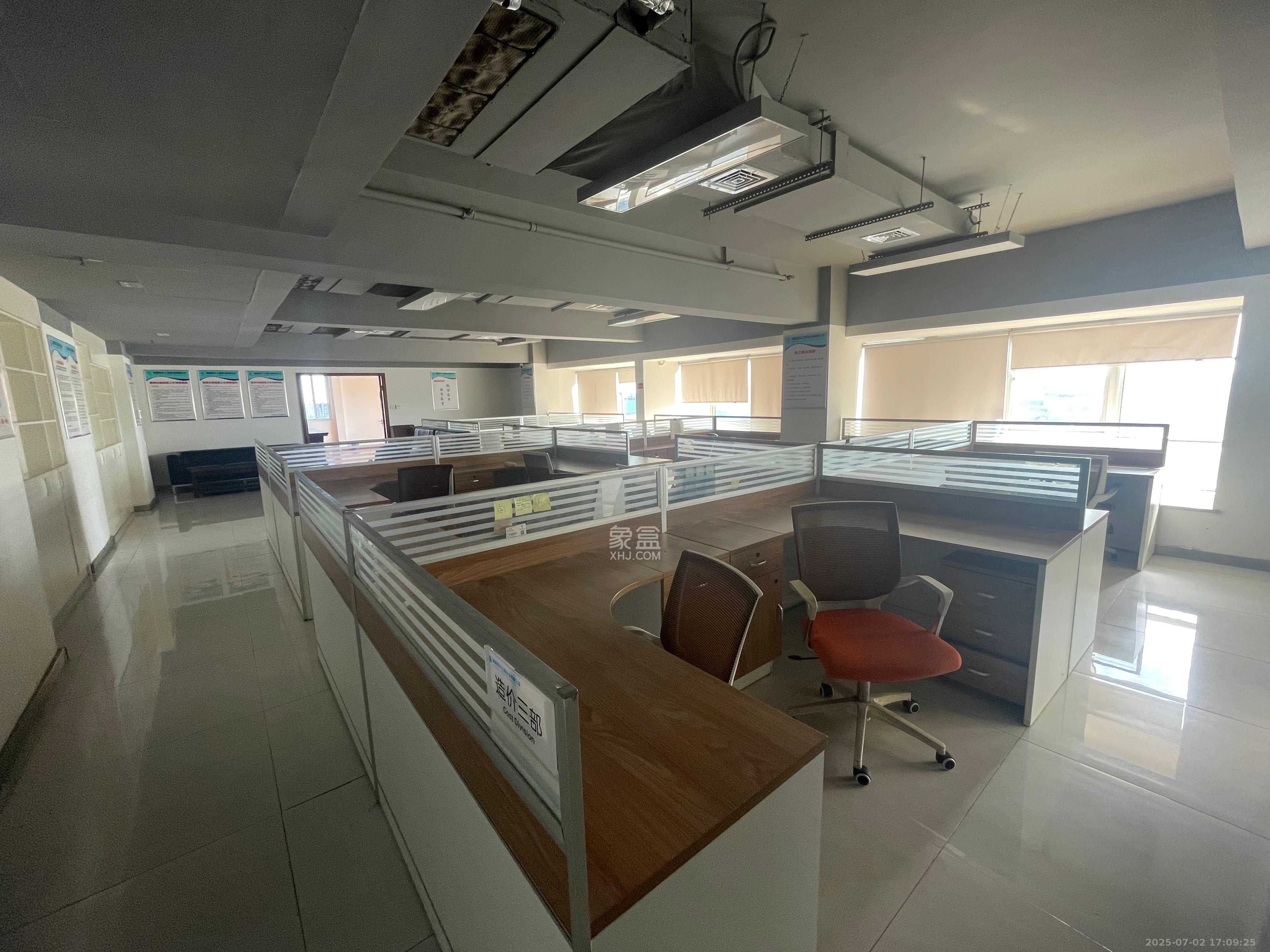 星城荣域 1室1厅1卫 9000.0元/月 星城荣域 1室1厅1卫 9000.0元/月室内图