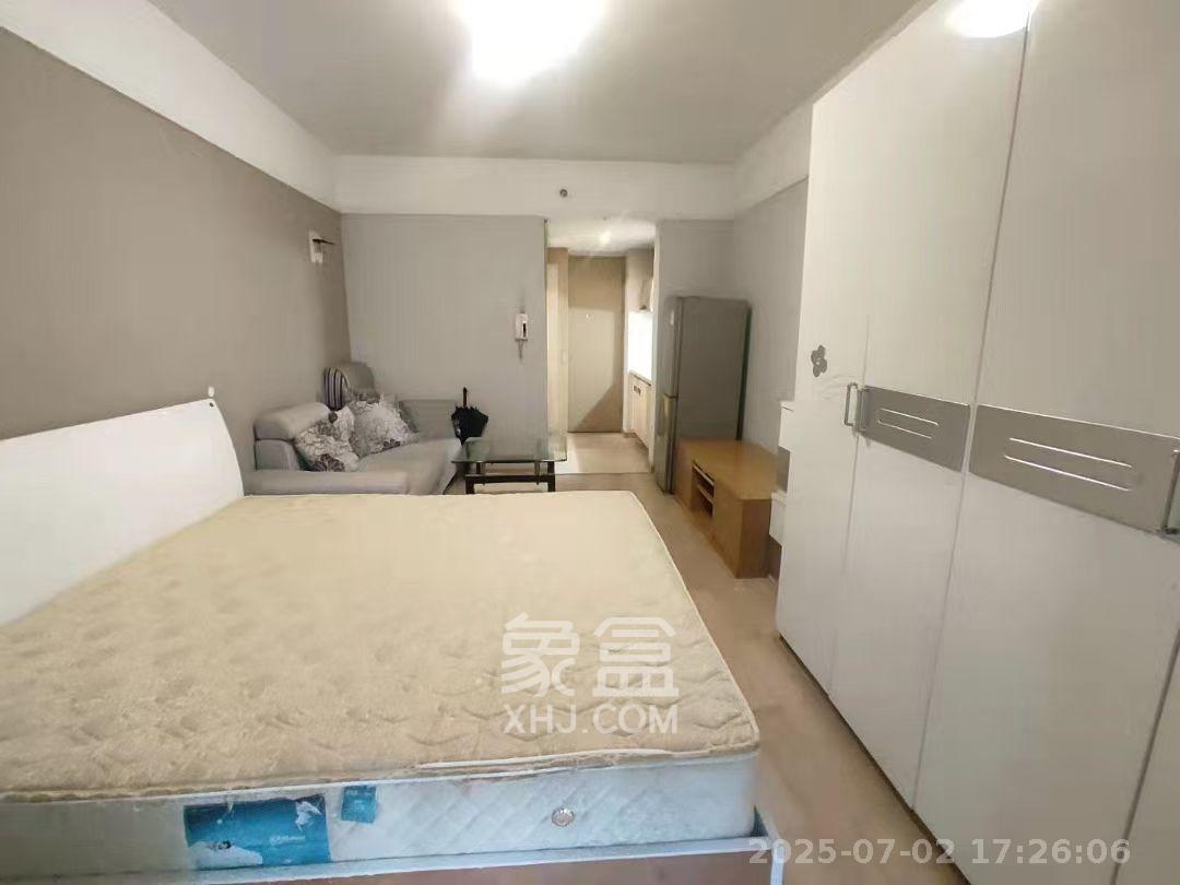 万科金色家园  1室1厅1卫   1300.00元/月室内图