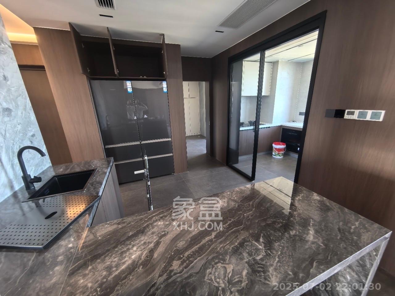 中建江山壹号 4室2厅3卫 26000.0元/月 中建江山壹号 4室2厅3卫 26000.0元/月室内图